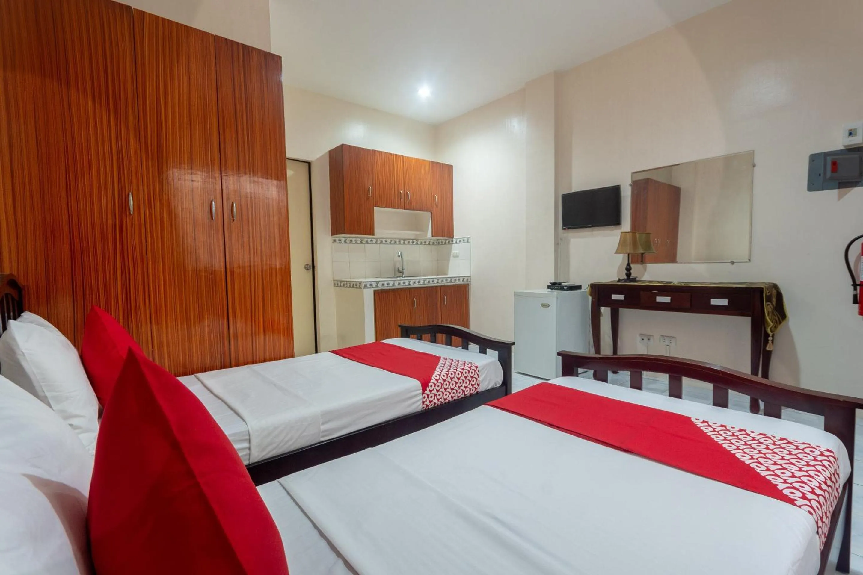 Bedroom, Bed in 3j's And K Apartment