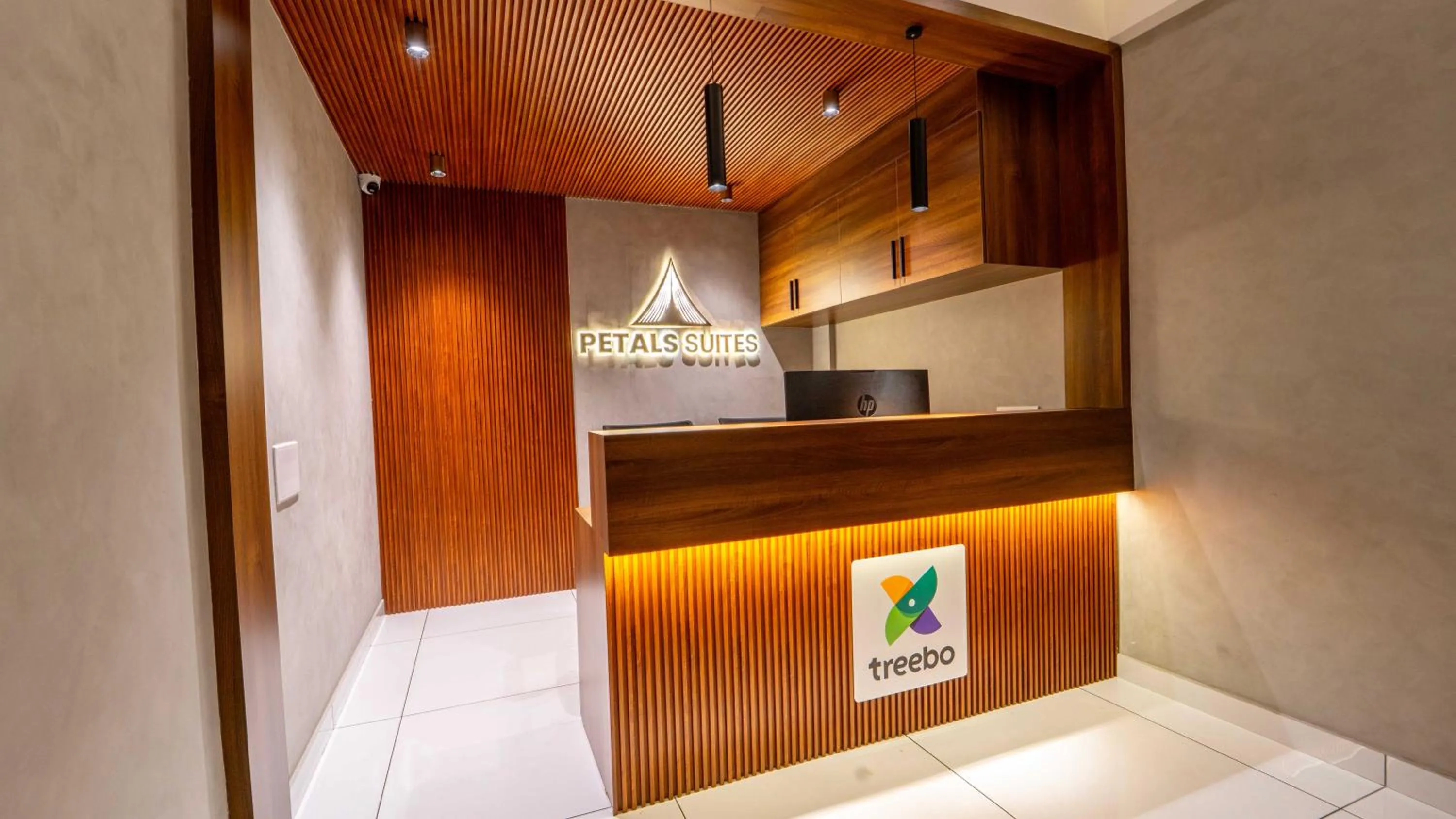 Lobby or reception in Treebo Petals Suites