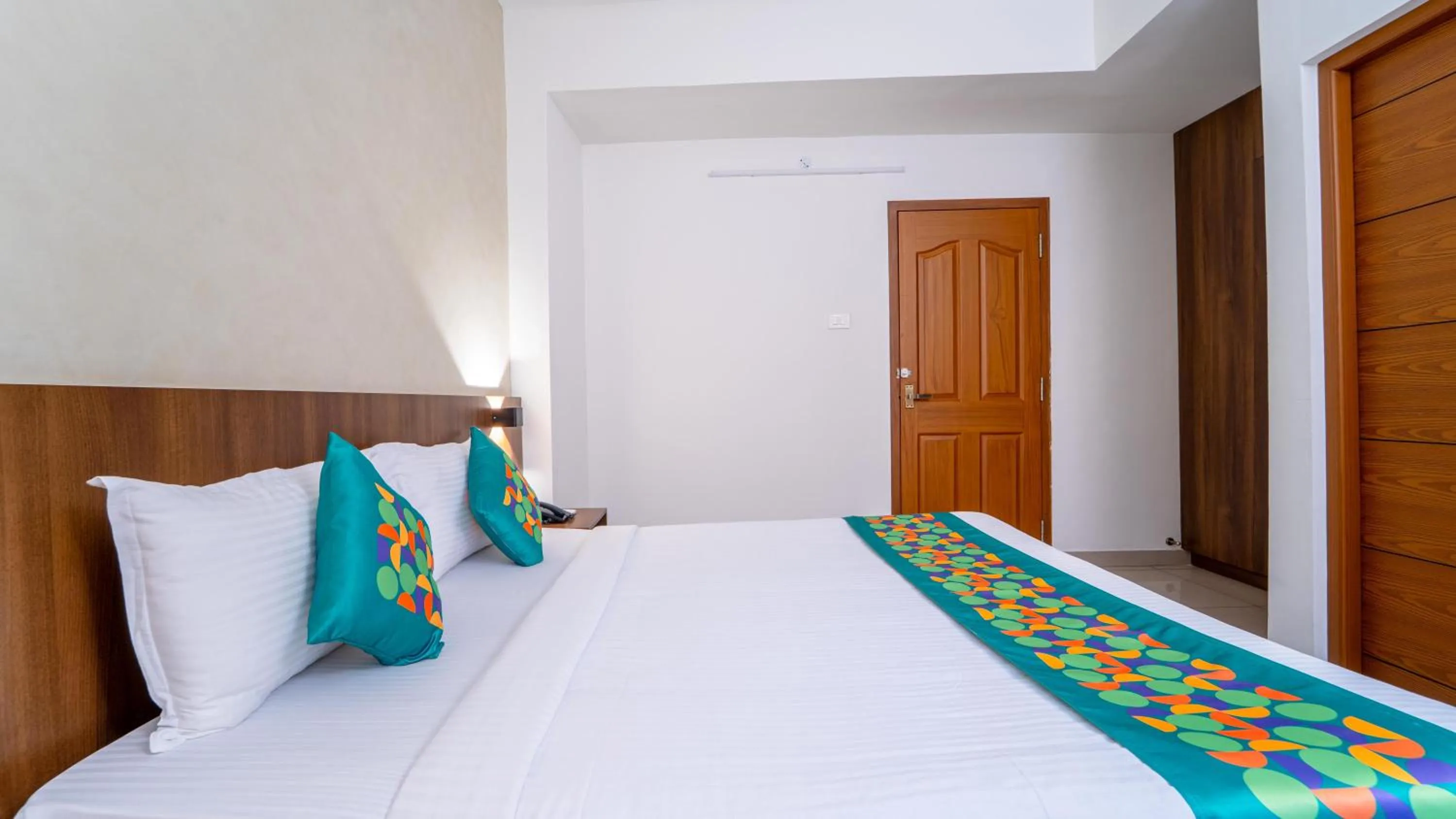 Bedroom, Bed in Treebo Petals Suites