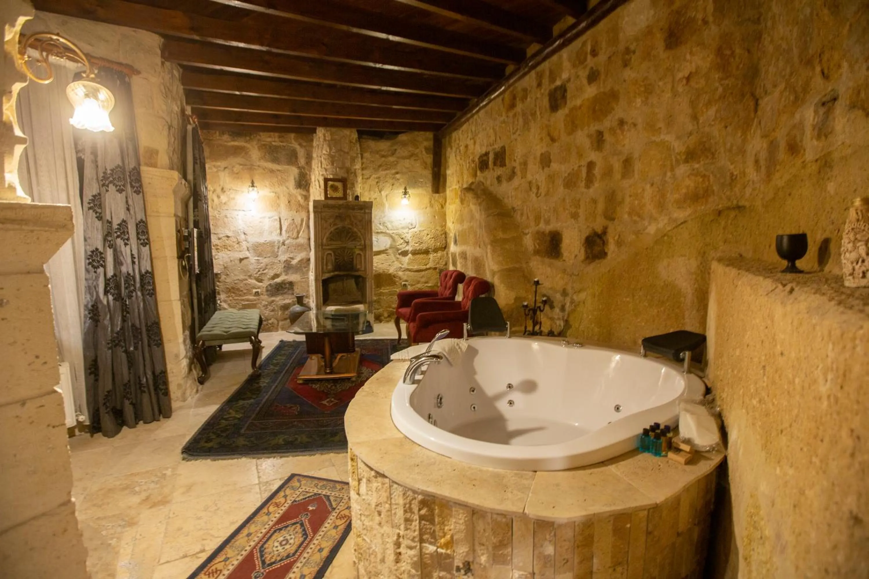 Hot Tub in Antique House Cappadocia