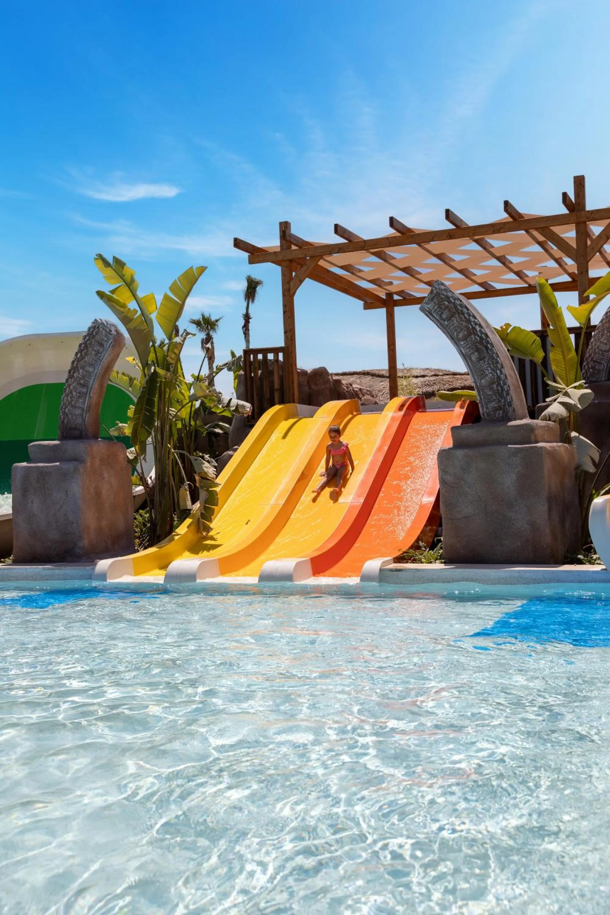 Swimming pool in Regnum Carya