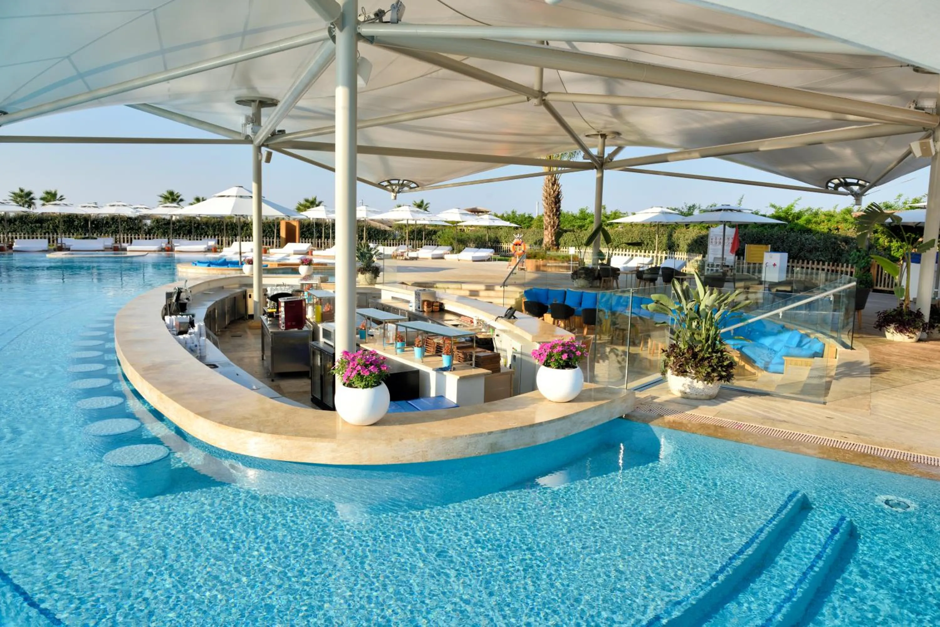 Swimming pool in Regnum Carya