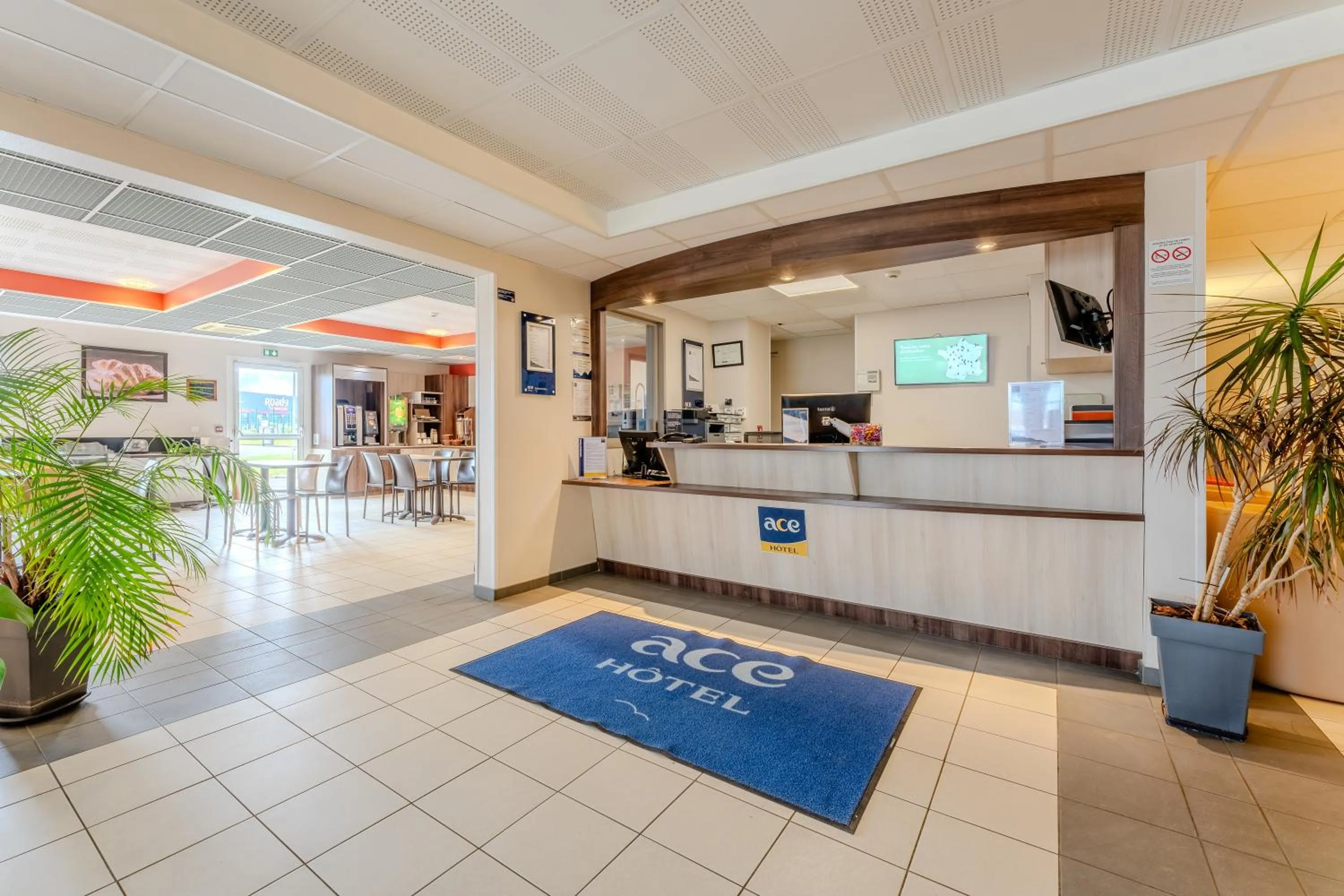 Lobby or reception in Ace Hotel Arras-Beaurains