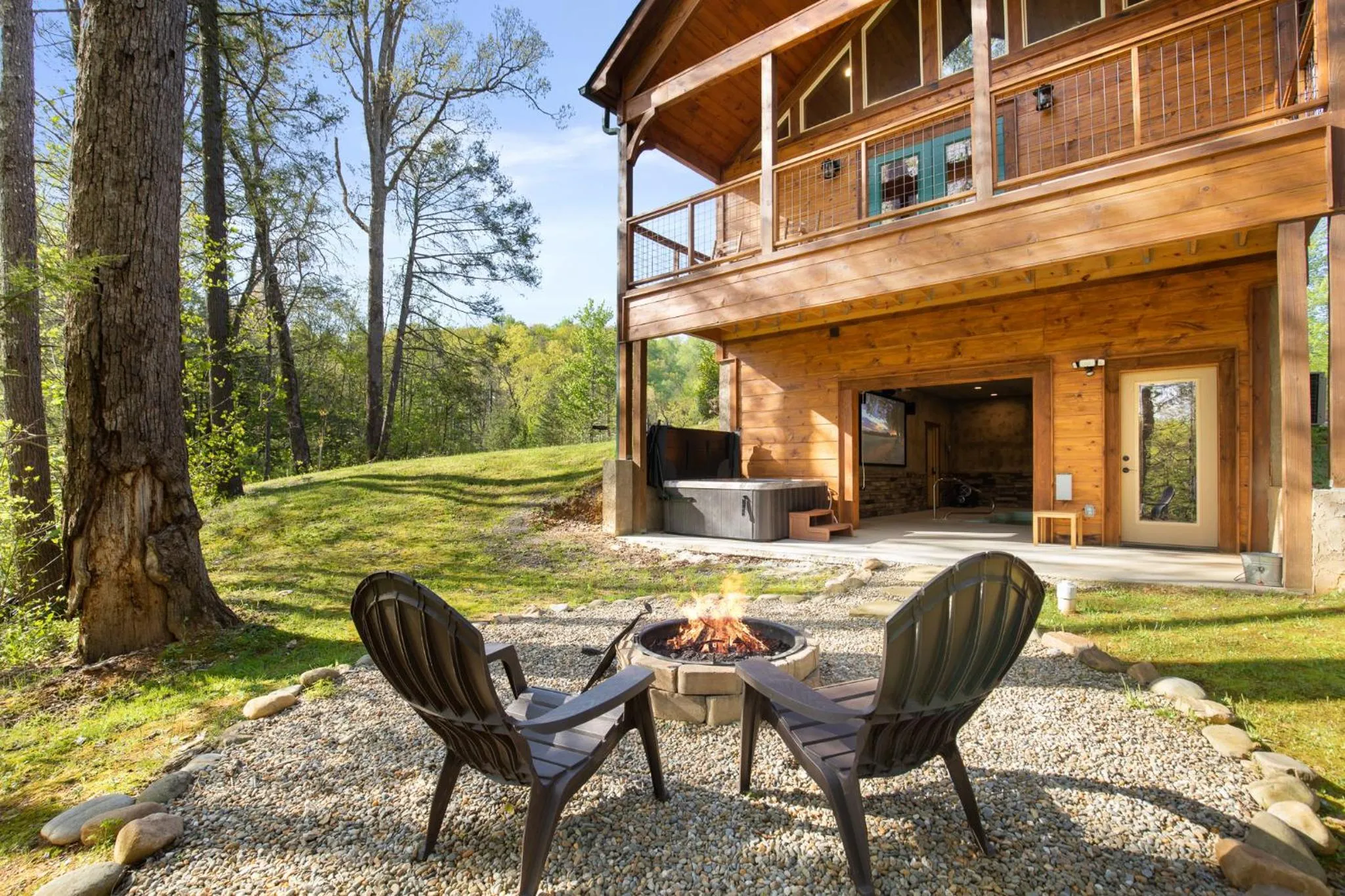 Property building in Poolin Around