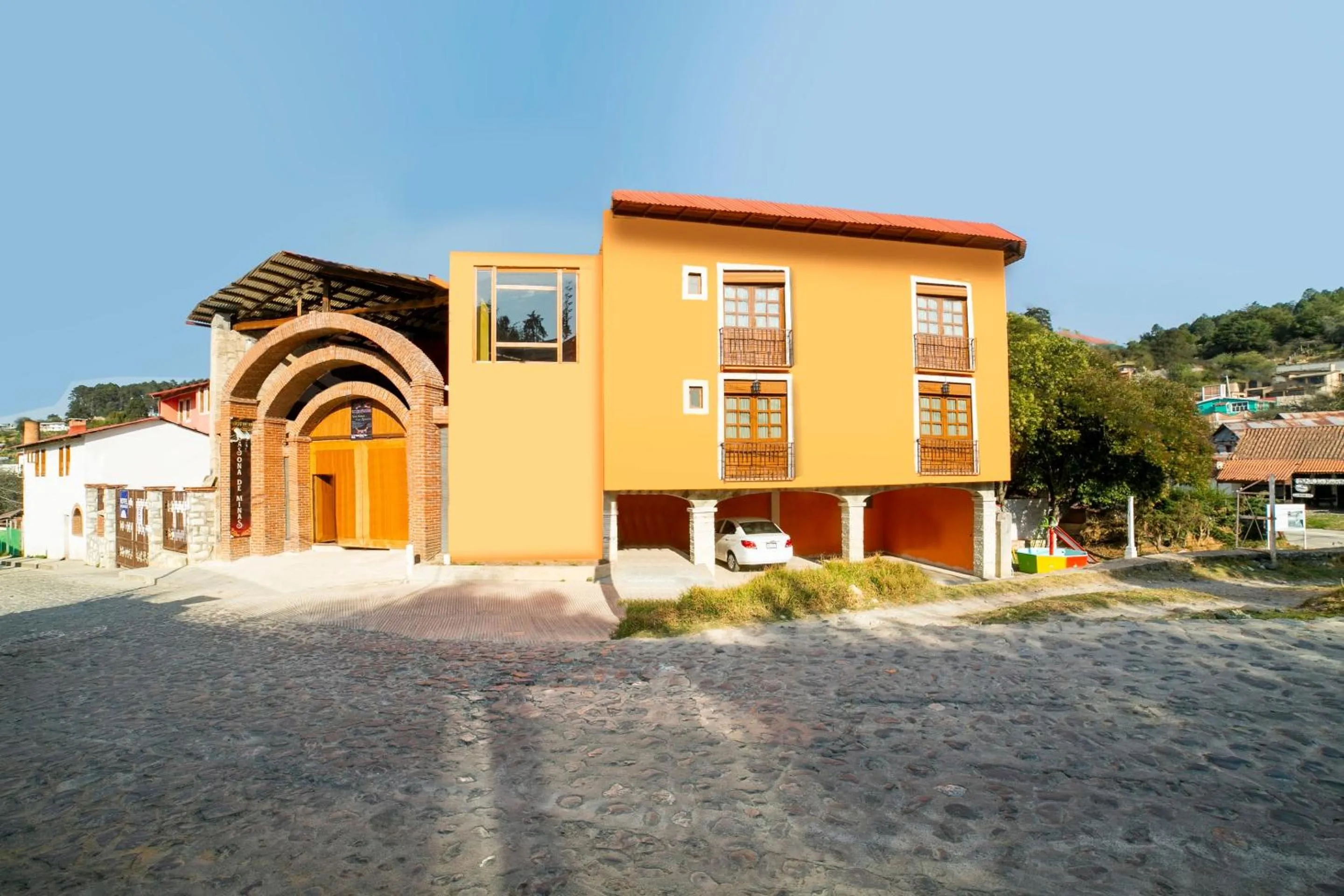Facade/entrance in Capital O Collection O Casona De Minas Mineral del Monte