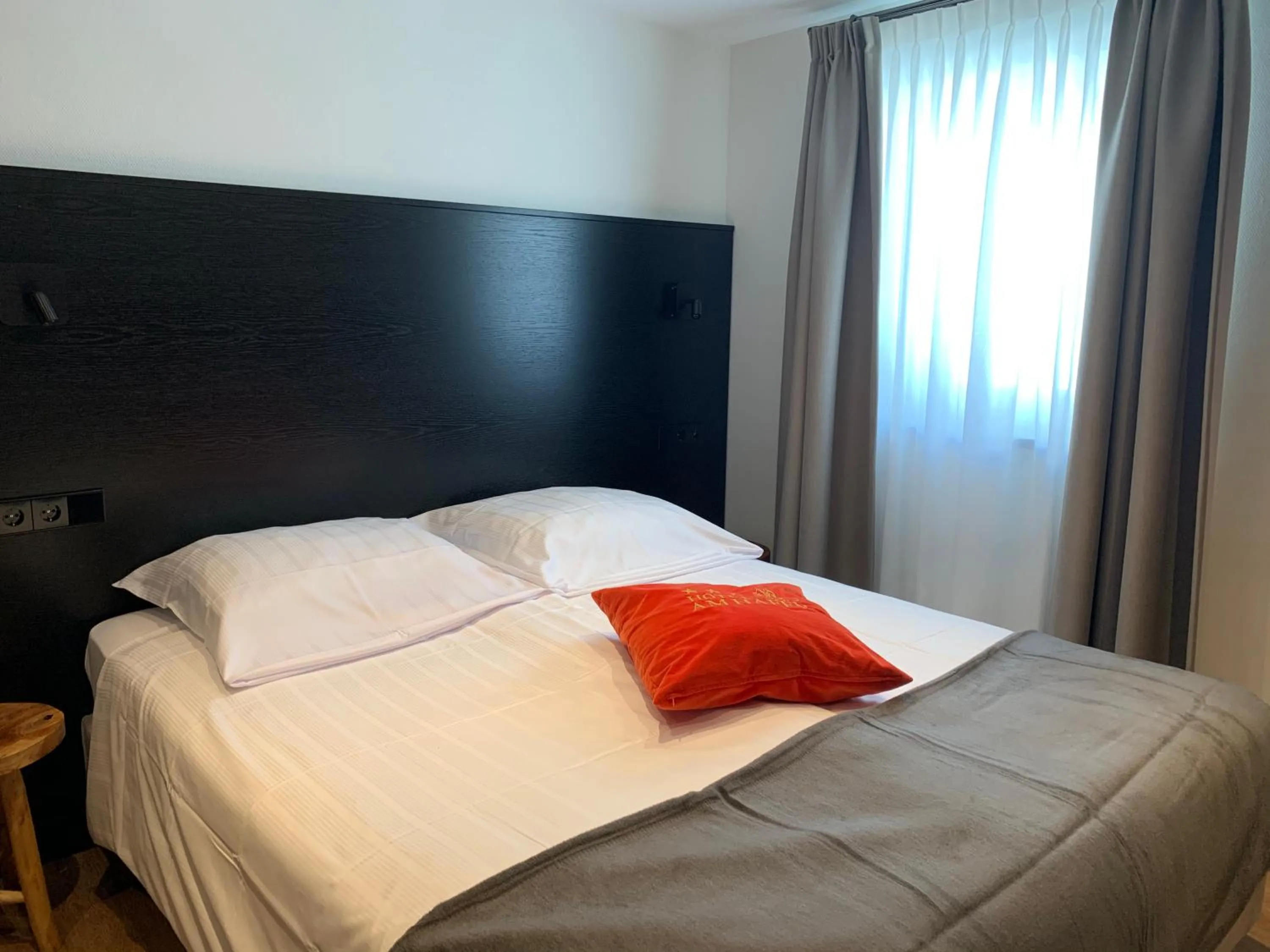 Bed in Hotel am Hafen