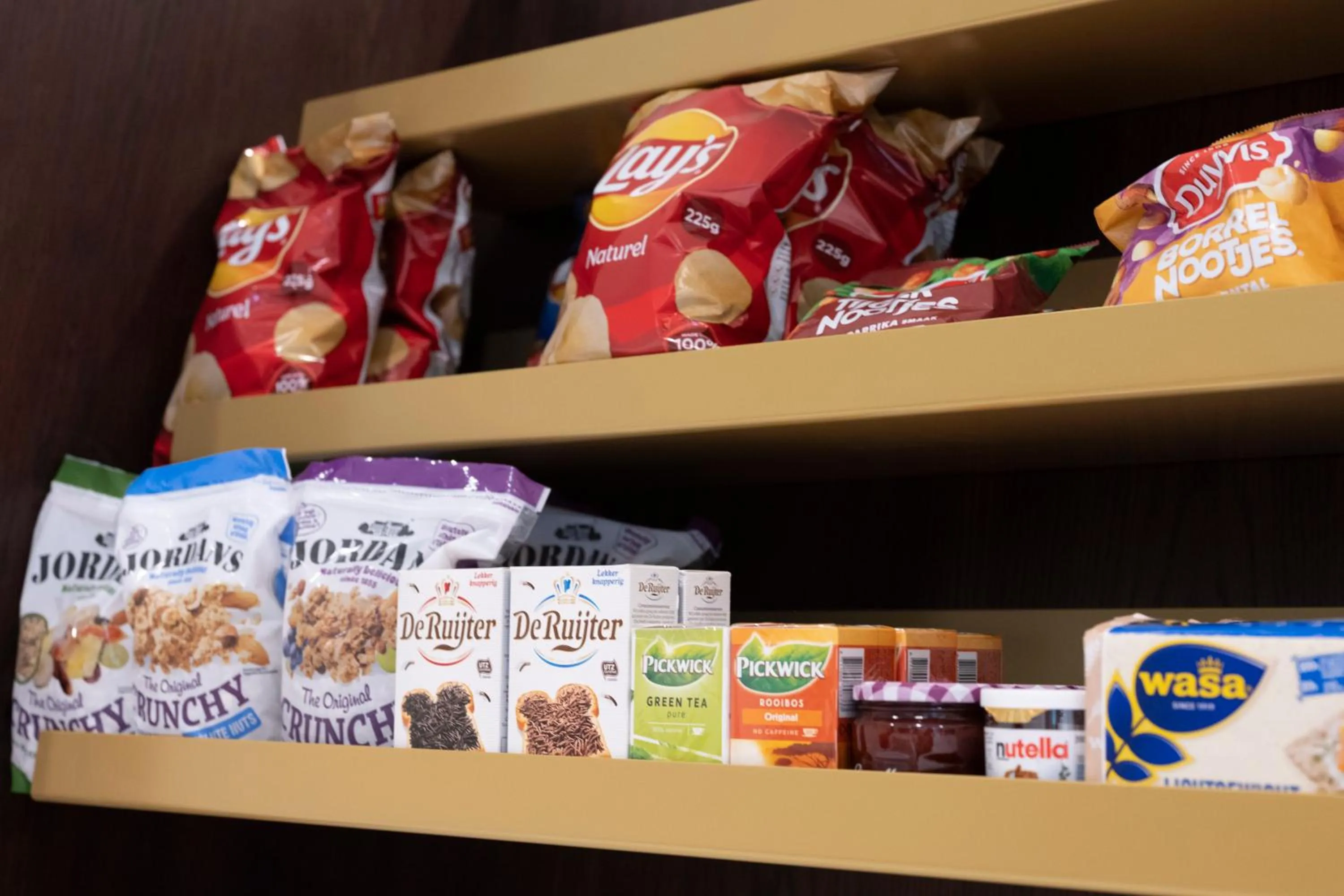 On-site shops in PREMIER SUITES Amsterdam