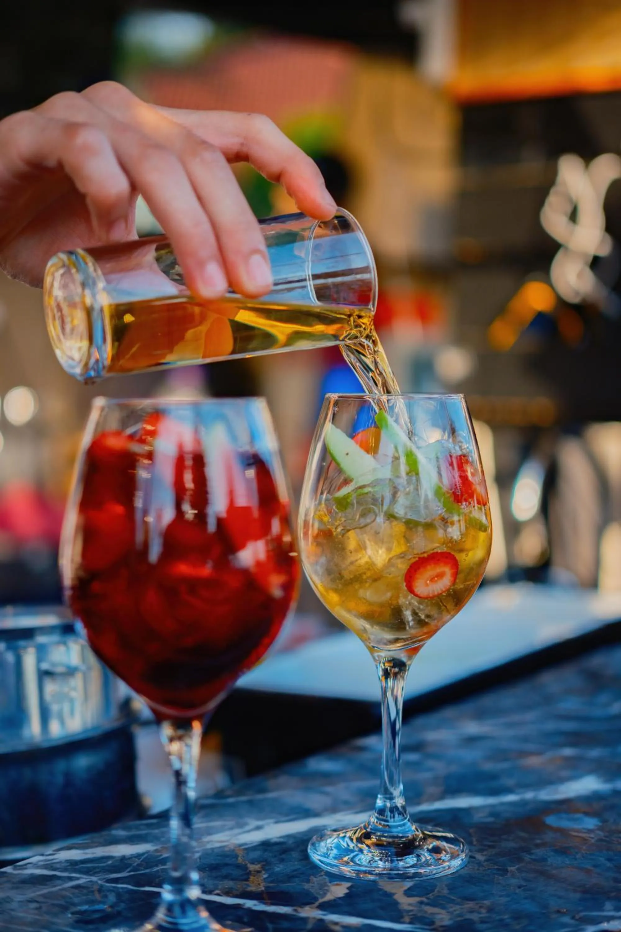 Alcoholic drinks in Mono Hotel