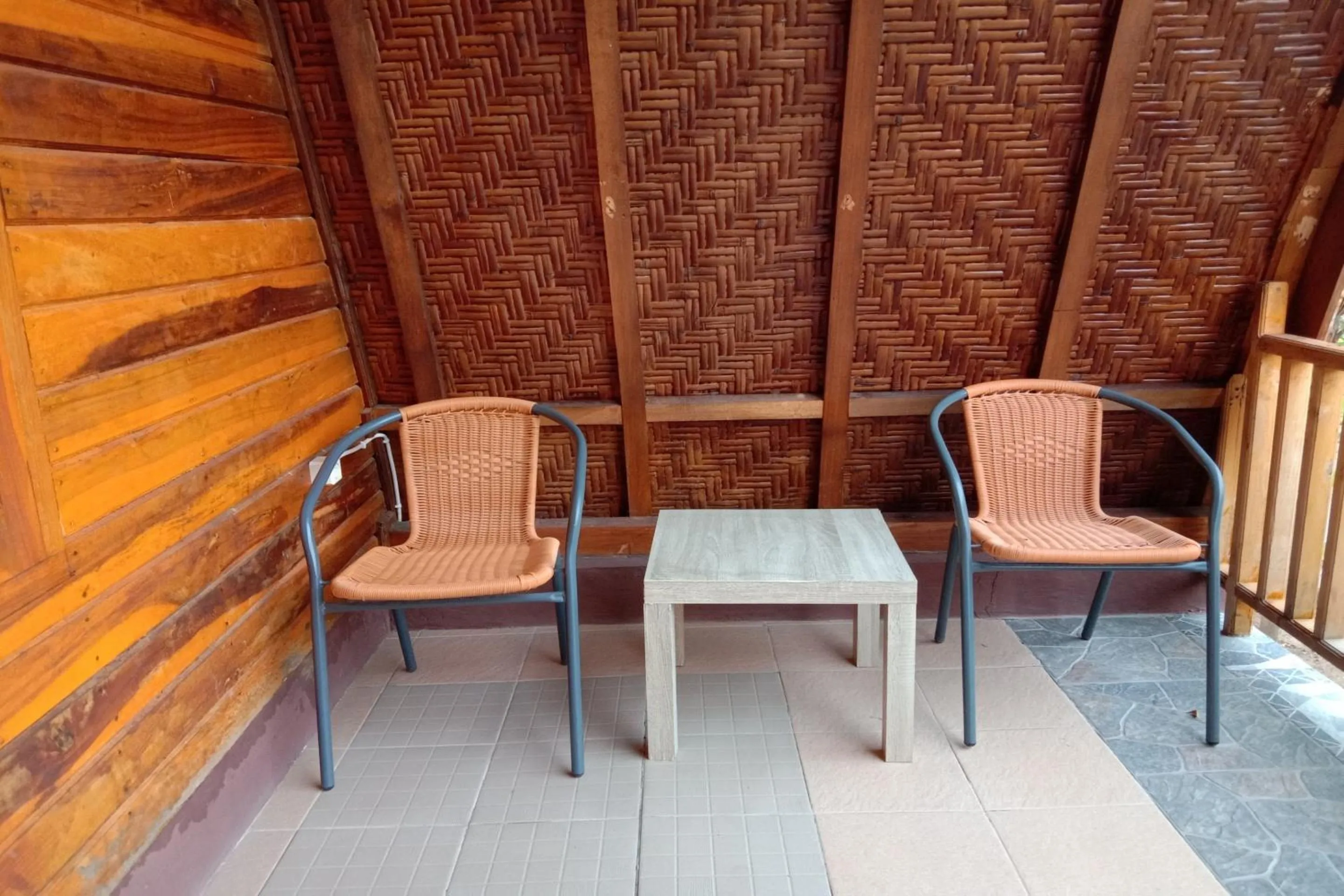 Seating area in Villa Alam Flores Komodo Labuan Bajo Mitra RedDoorz