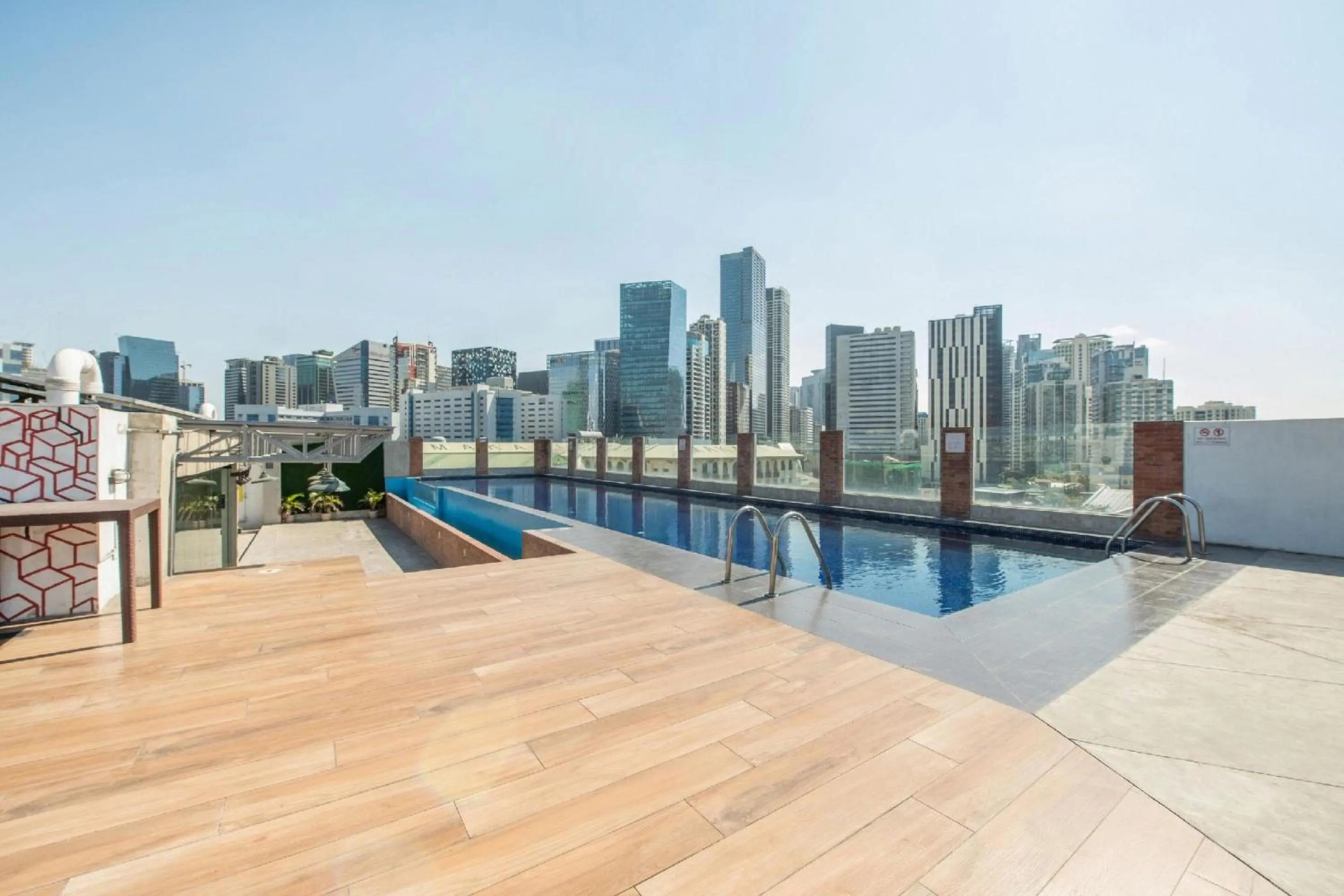 Balcony/Terrace in OYO 563 Mytown New York