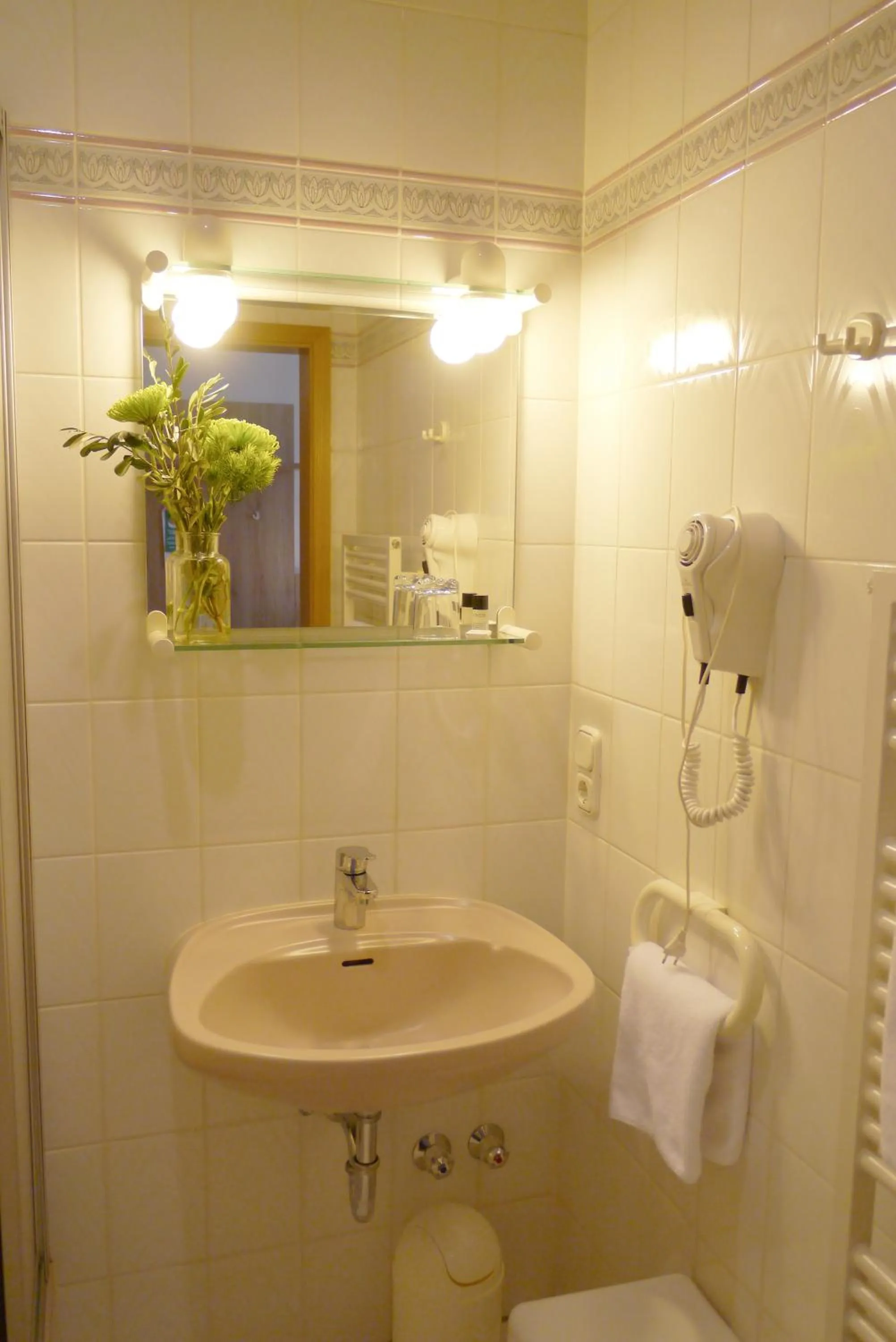 Bathroom in Hotel Grader
