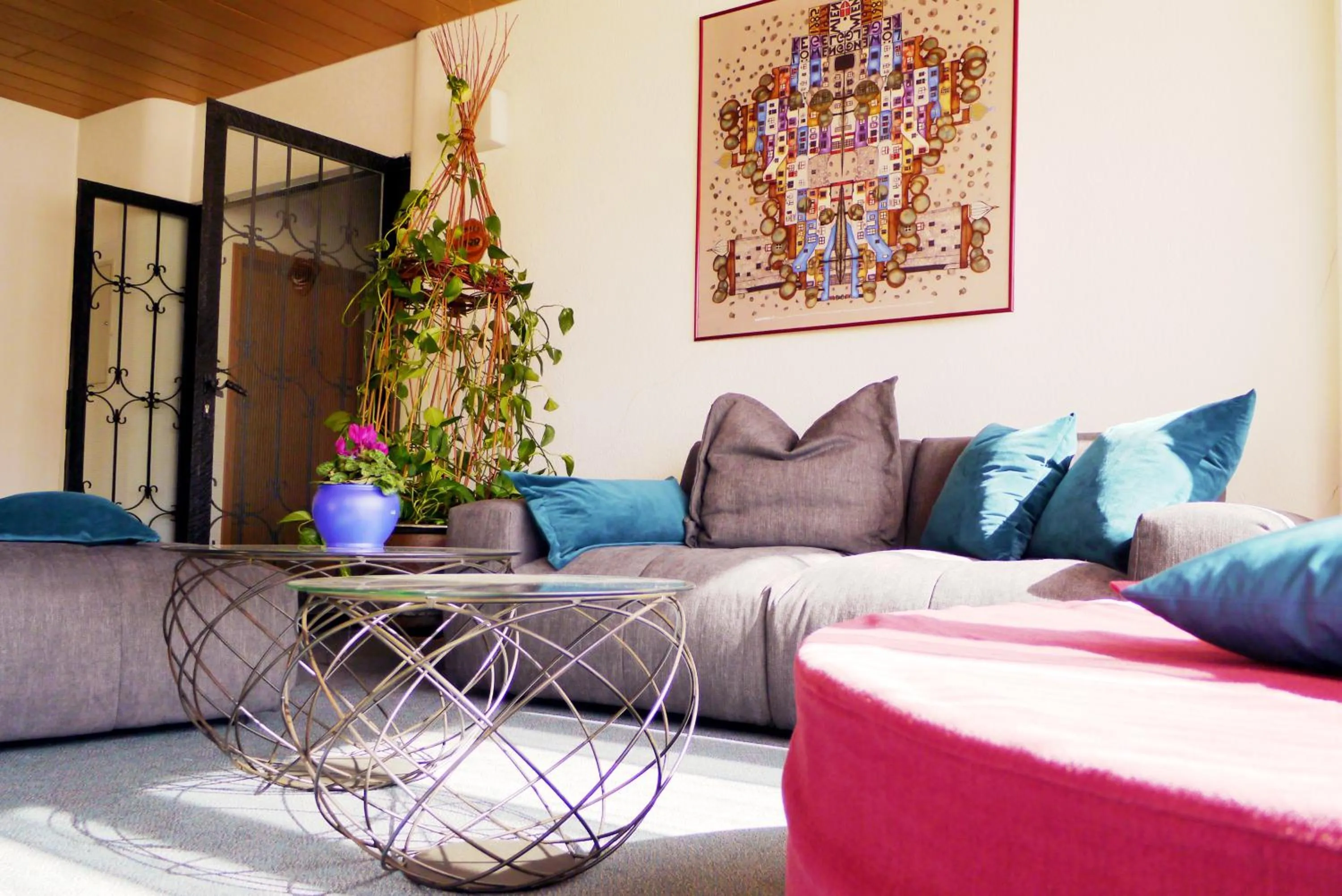 Communal lounge/ TV room in Hotel Grader