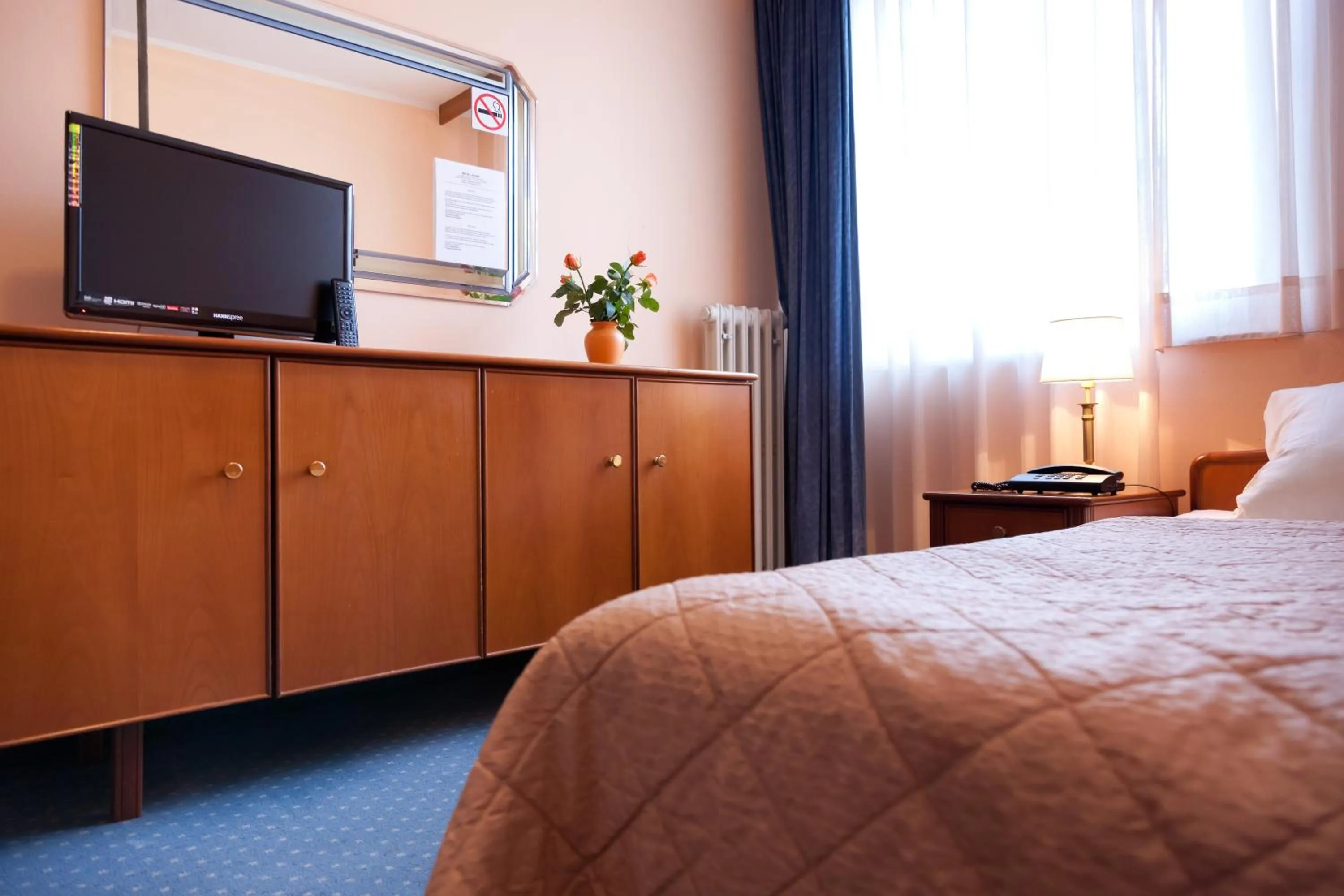 Photo of the whole room, Bed in Hotel Rubin