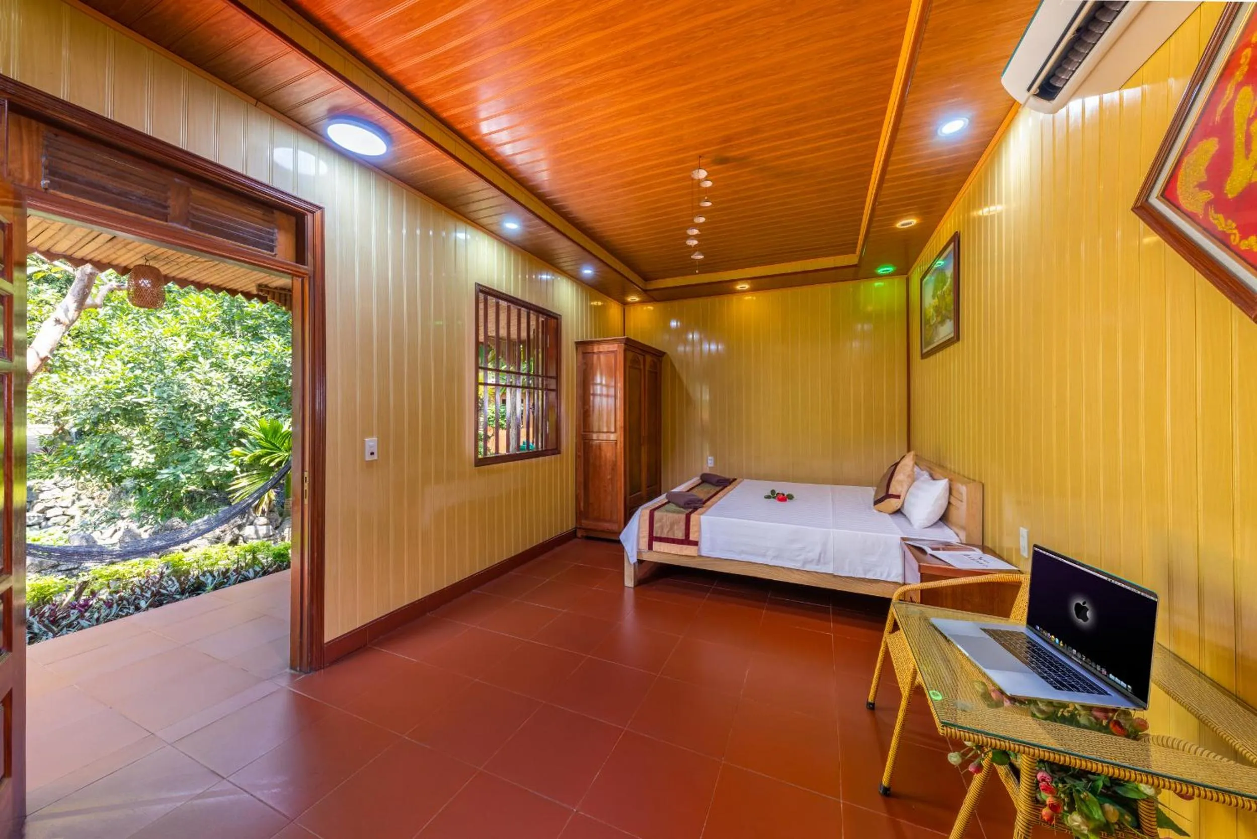 Property building, Bed in Lan Homestay