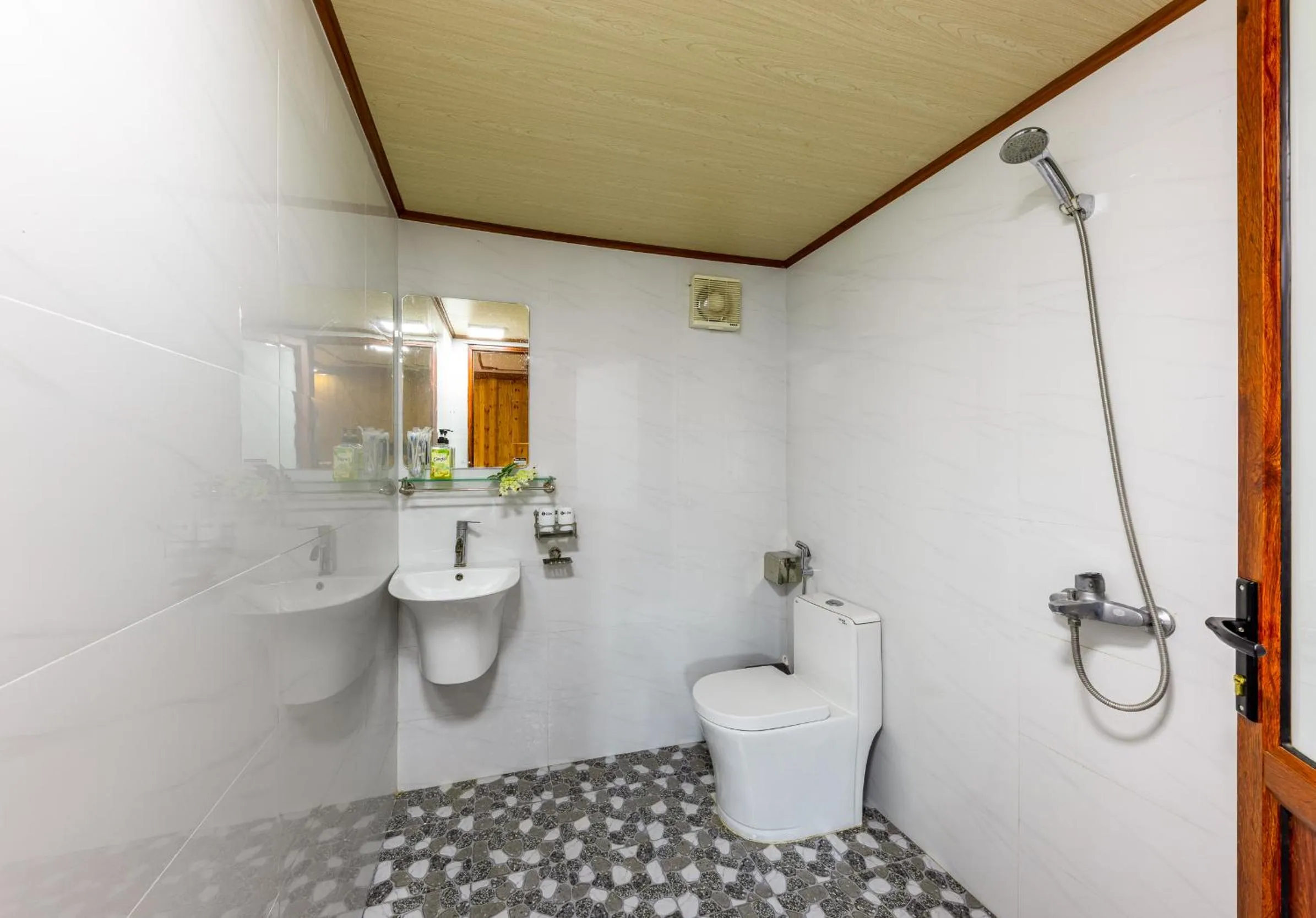 Property building in Lan Homestay