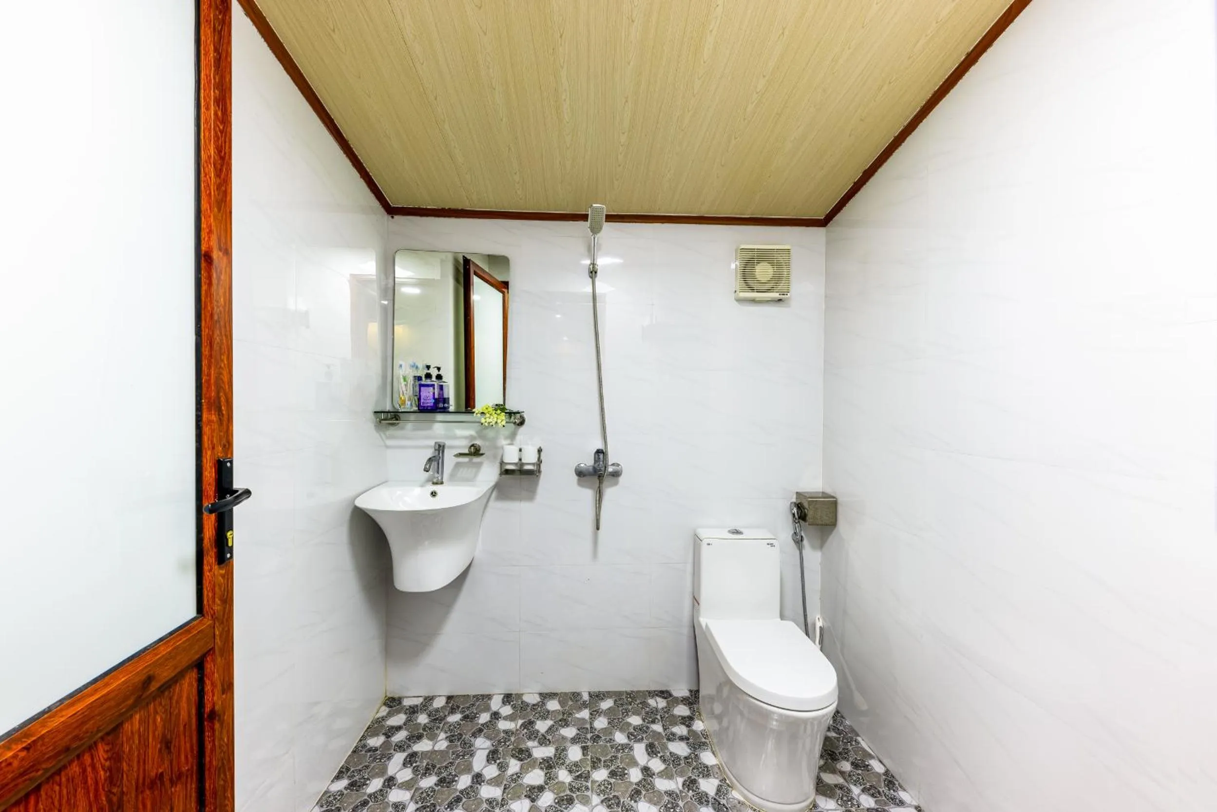 Property building in Lan Homestay