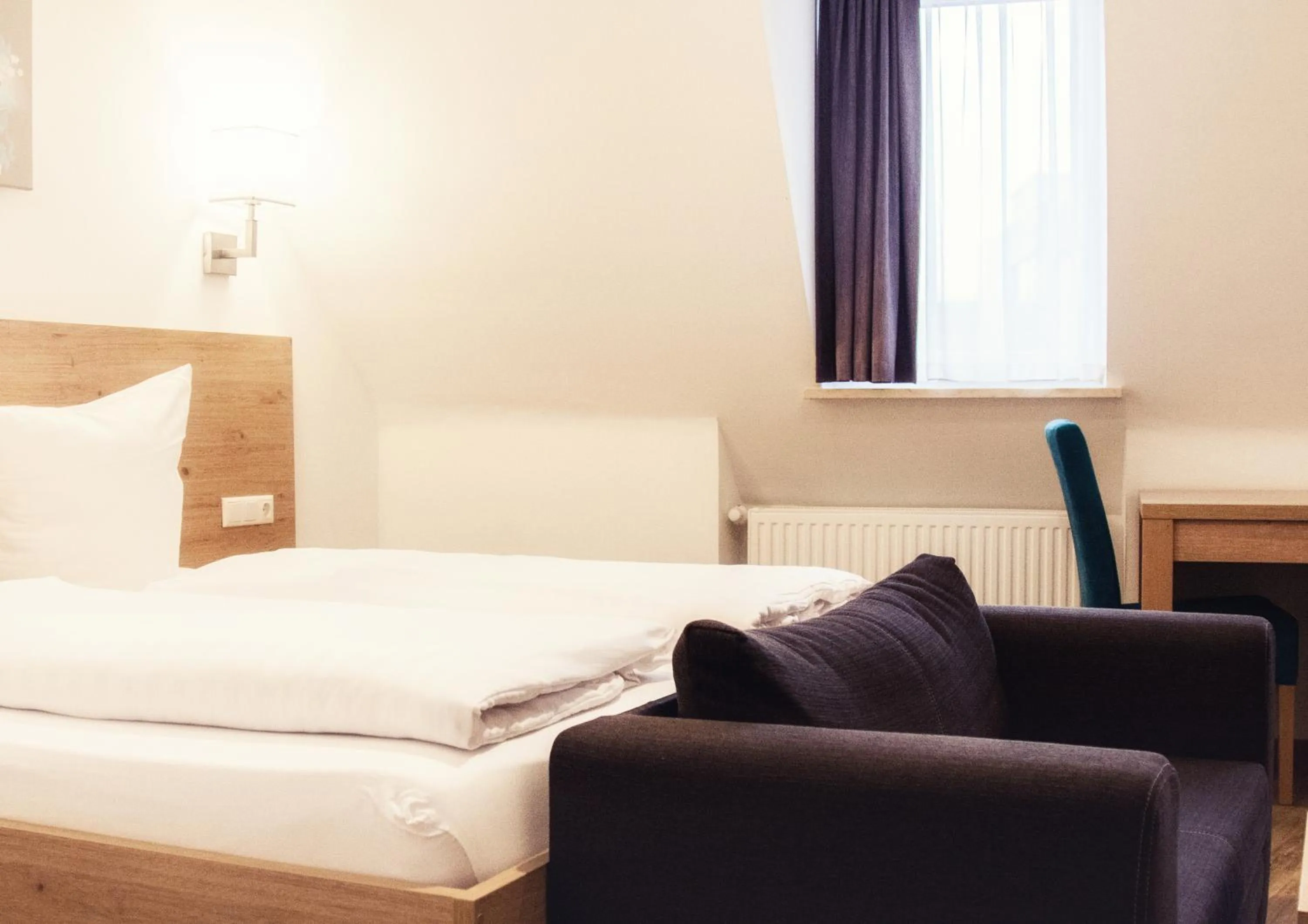 Photo of the whole room, Bed in Hotel - Stadtvilla Central