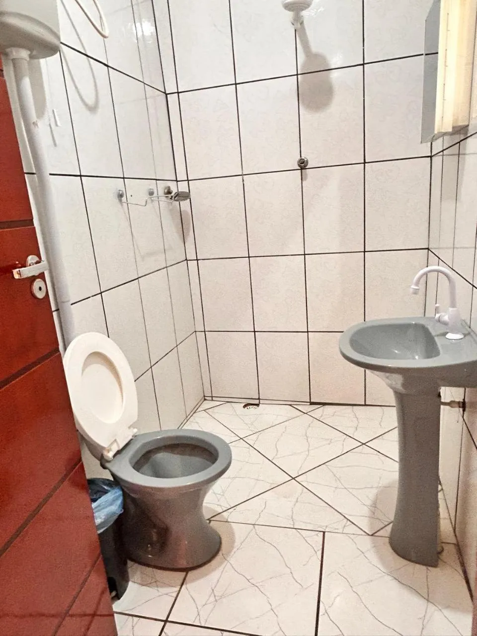 Bathroom in OYO Pousada Paraná, Cuiabá