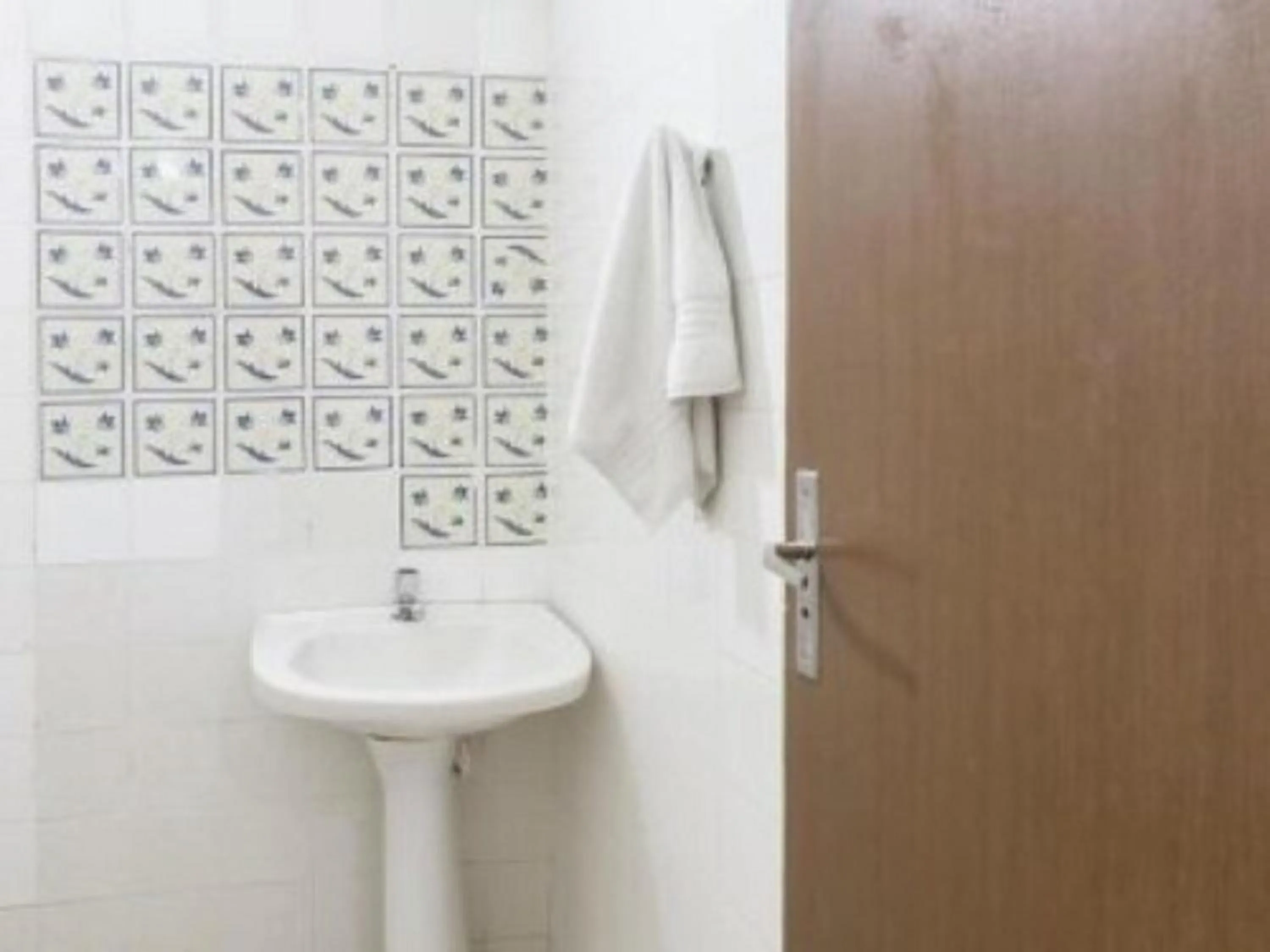 Bathroom in OYO Pousada Paraná, Cuiabá