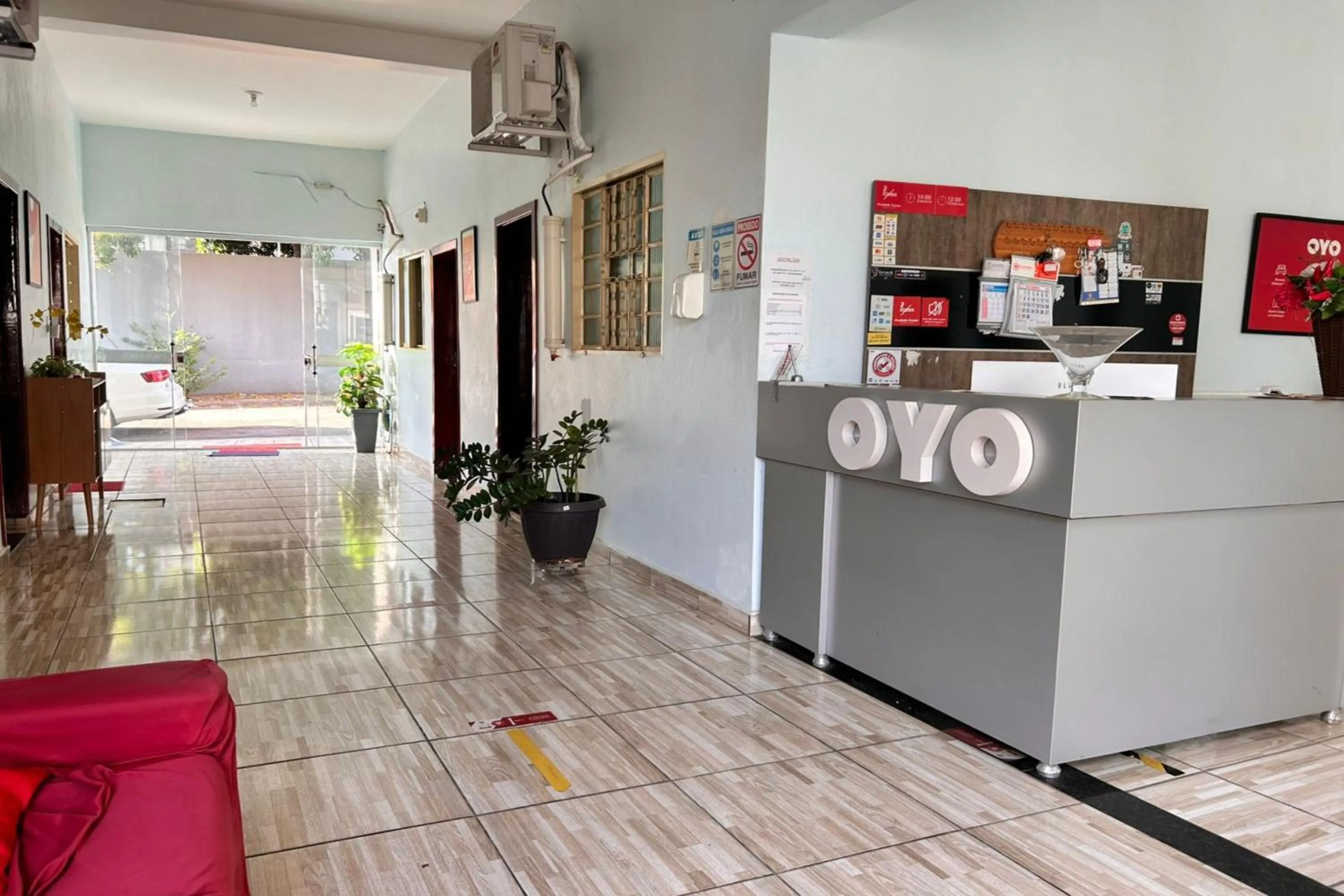 Lobby or reception in OYO Pousada Paraná, Cuiabá