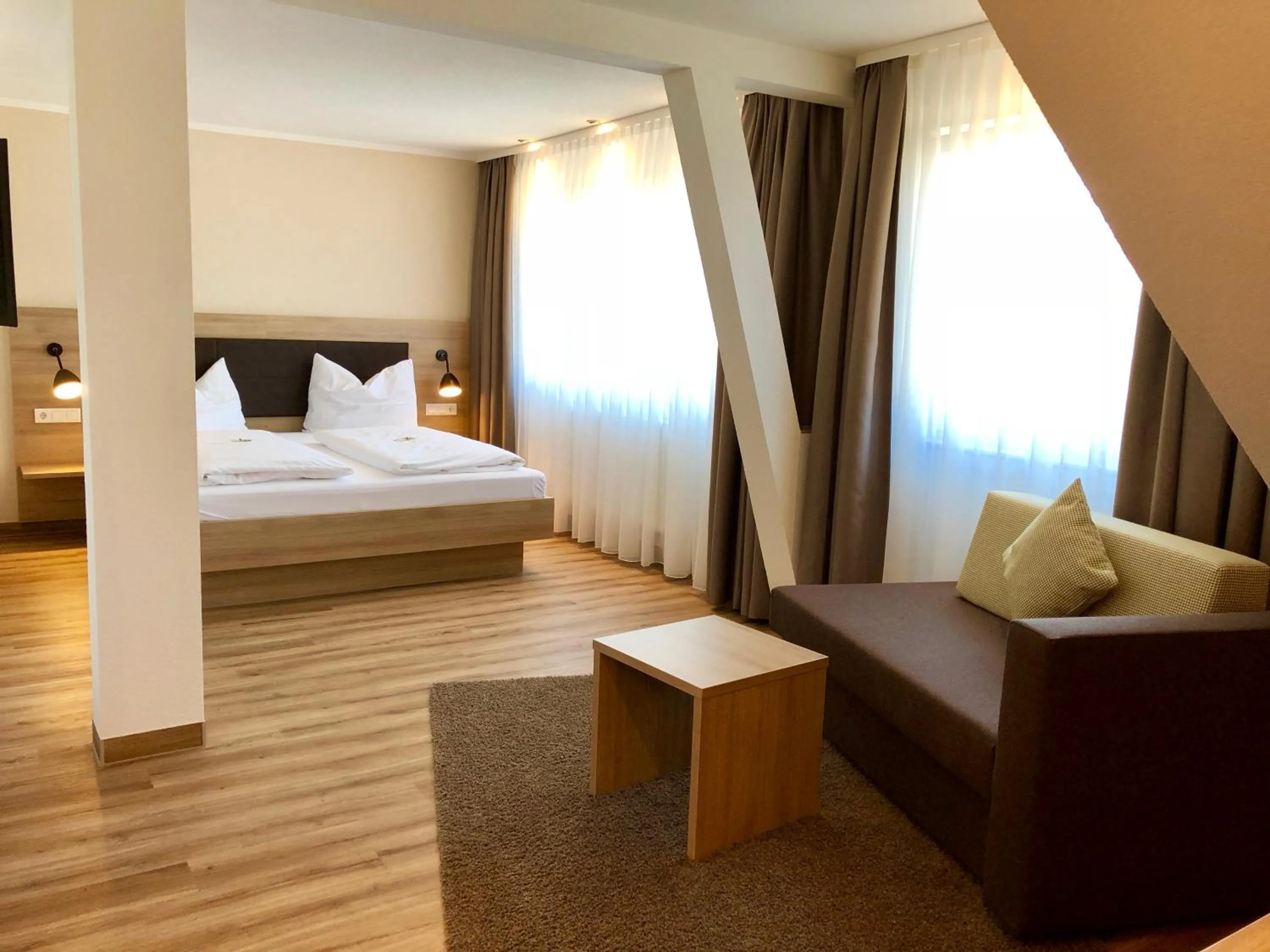 Photo of the whole room, Bed in Flair Hotel Grüner Baum