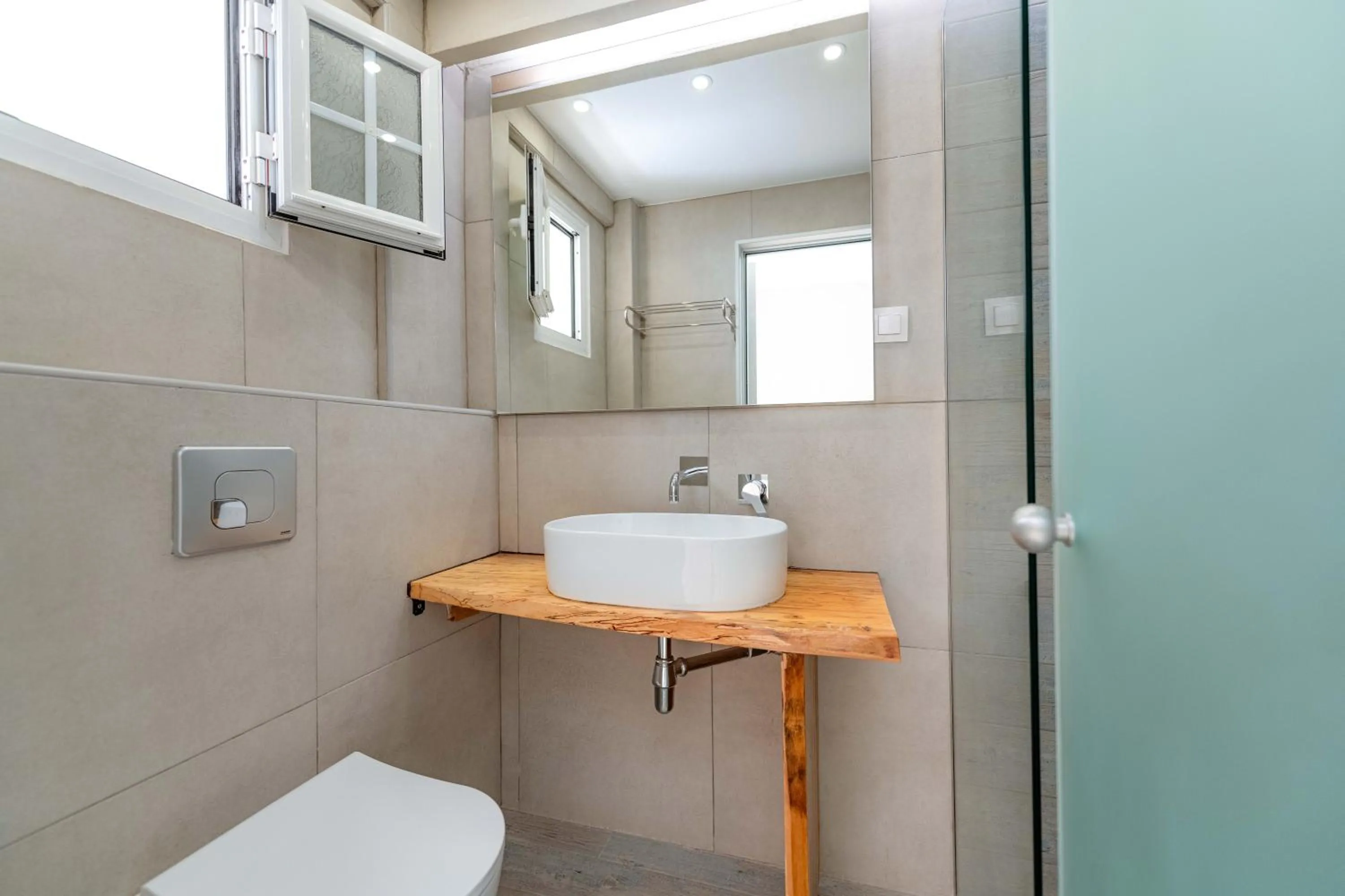 Bathroom in KORINA APART HOTEL KAVOS