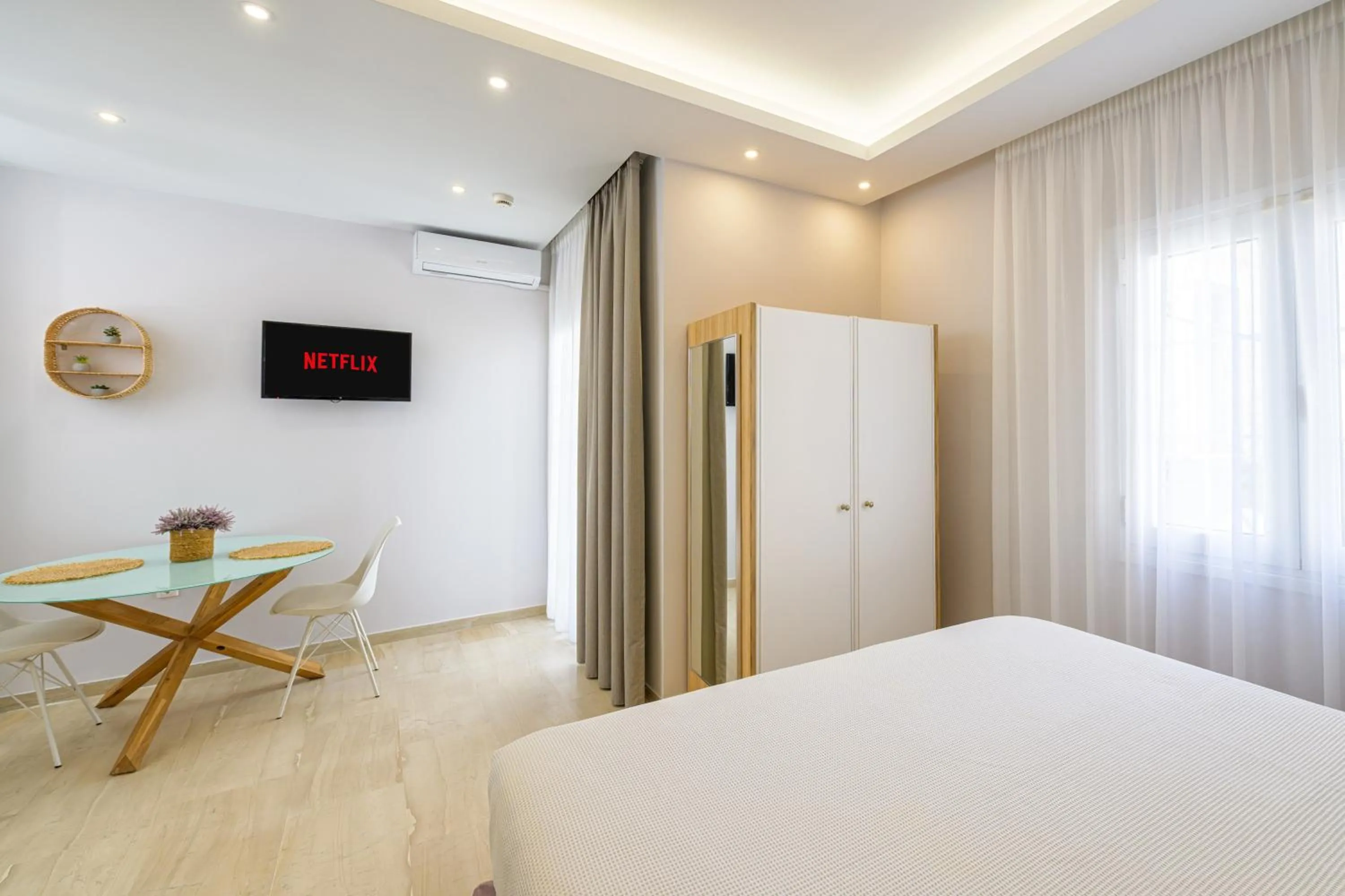 Photo of the whole room, Bed in KORINA APART HOTEL KAVOS