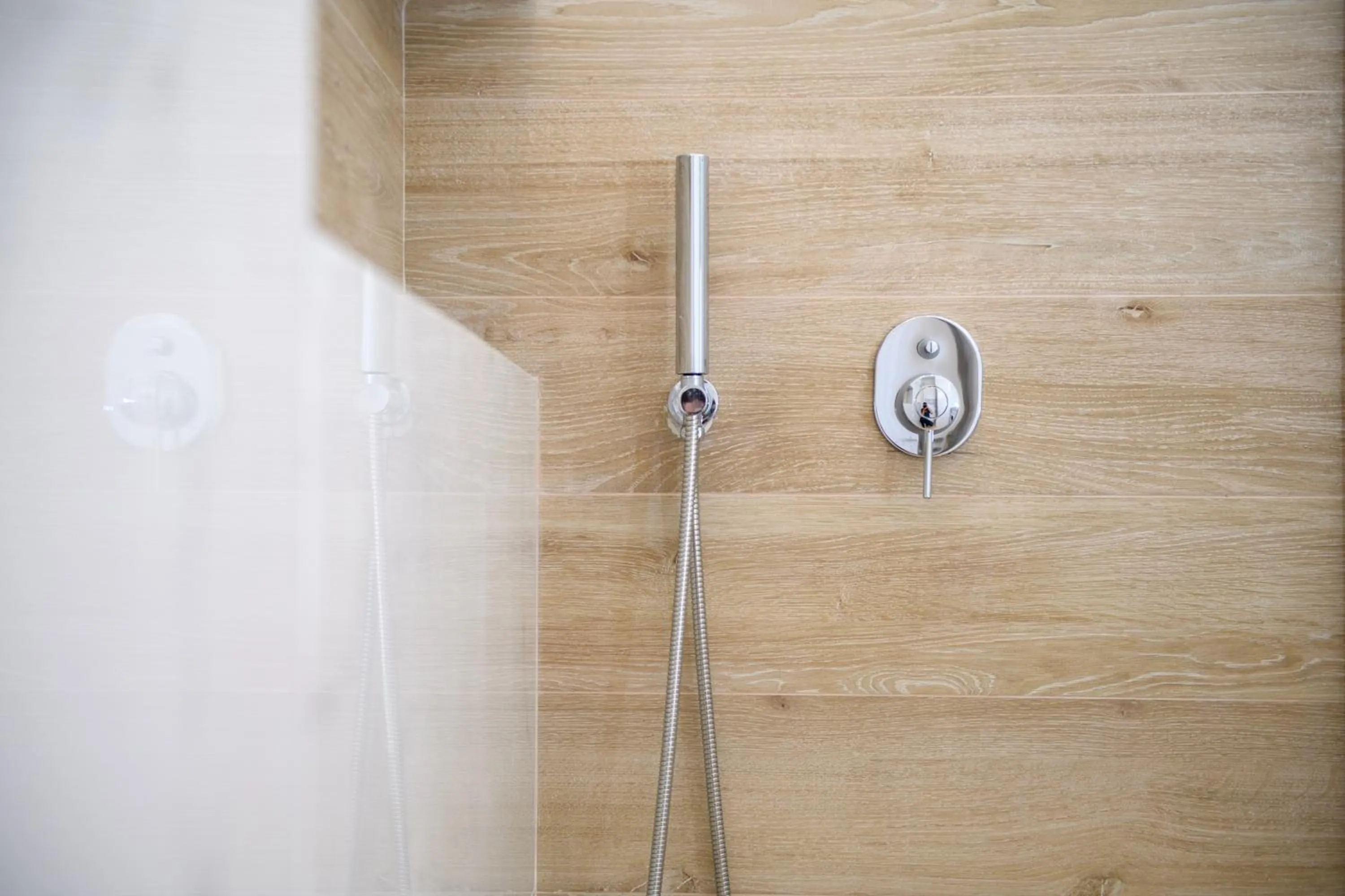 Shower in KORINA APART HOTEL KAVOS