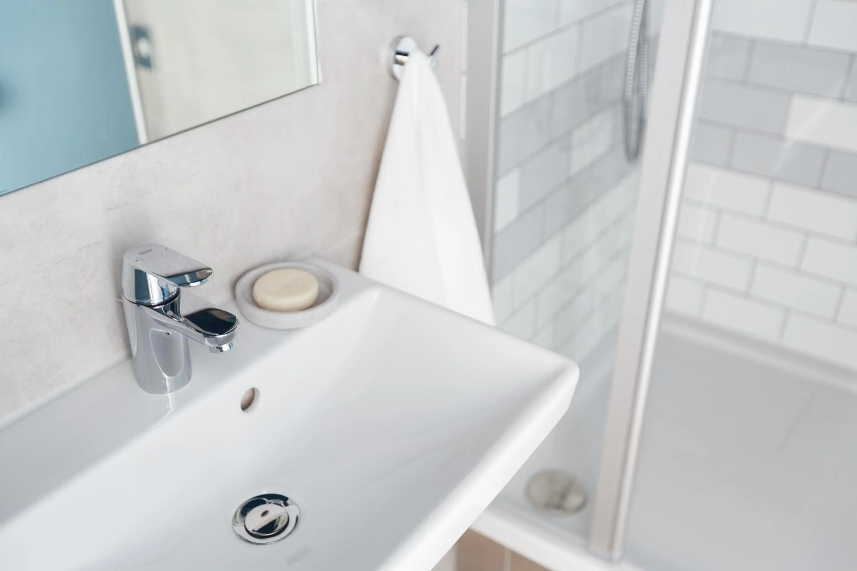 Shower in Garner Hotel Essen - Messe by IHG