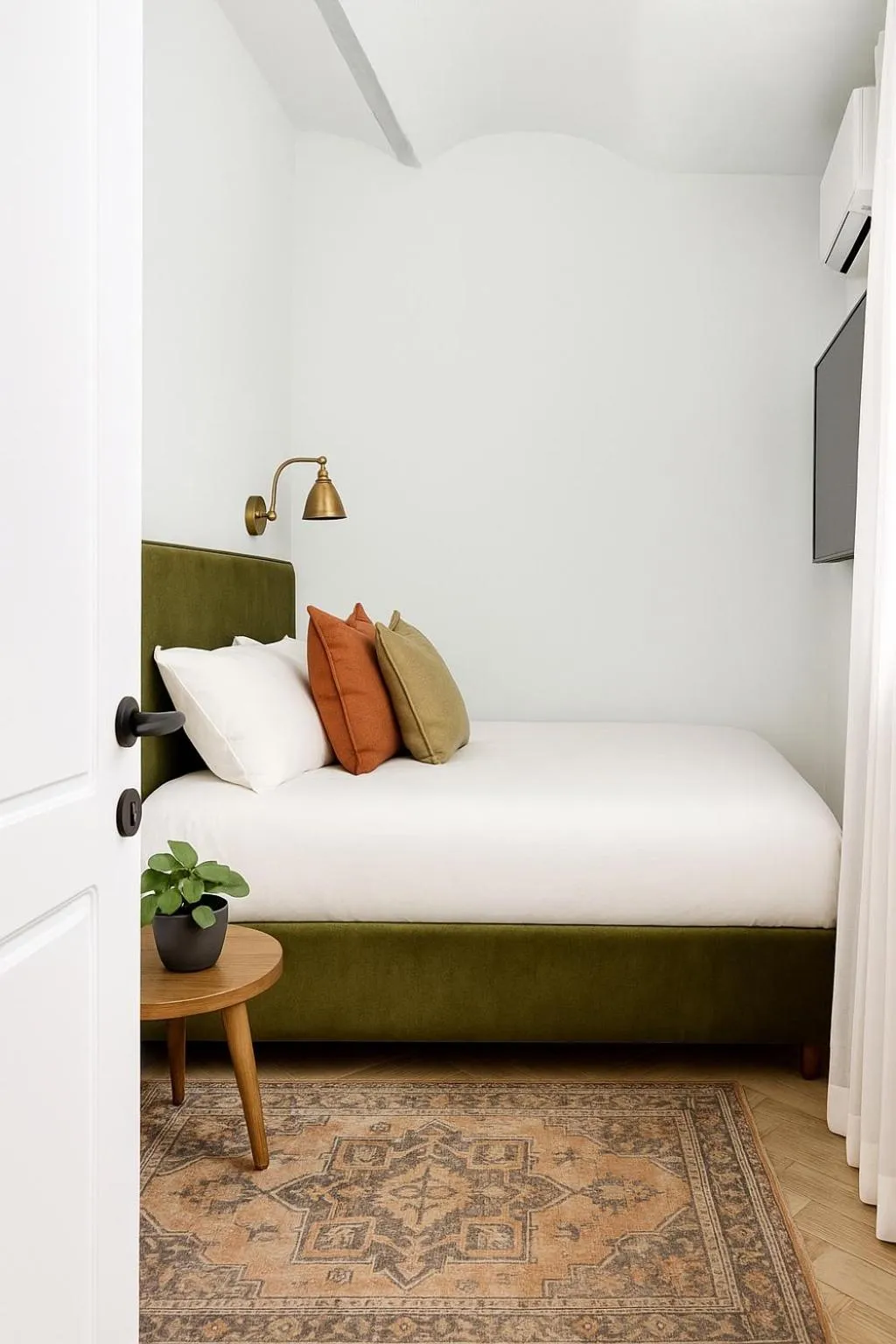 Photo of the whole room, Bed in Mamilla View- Suites & Apt Hotel