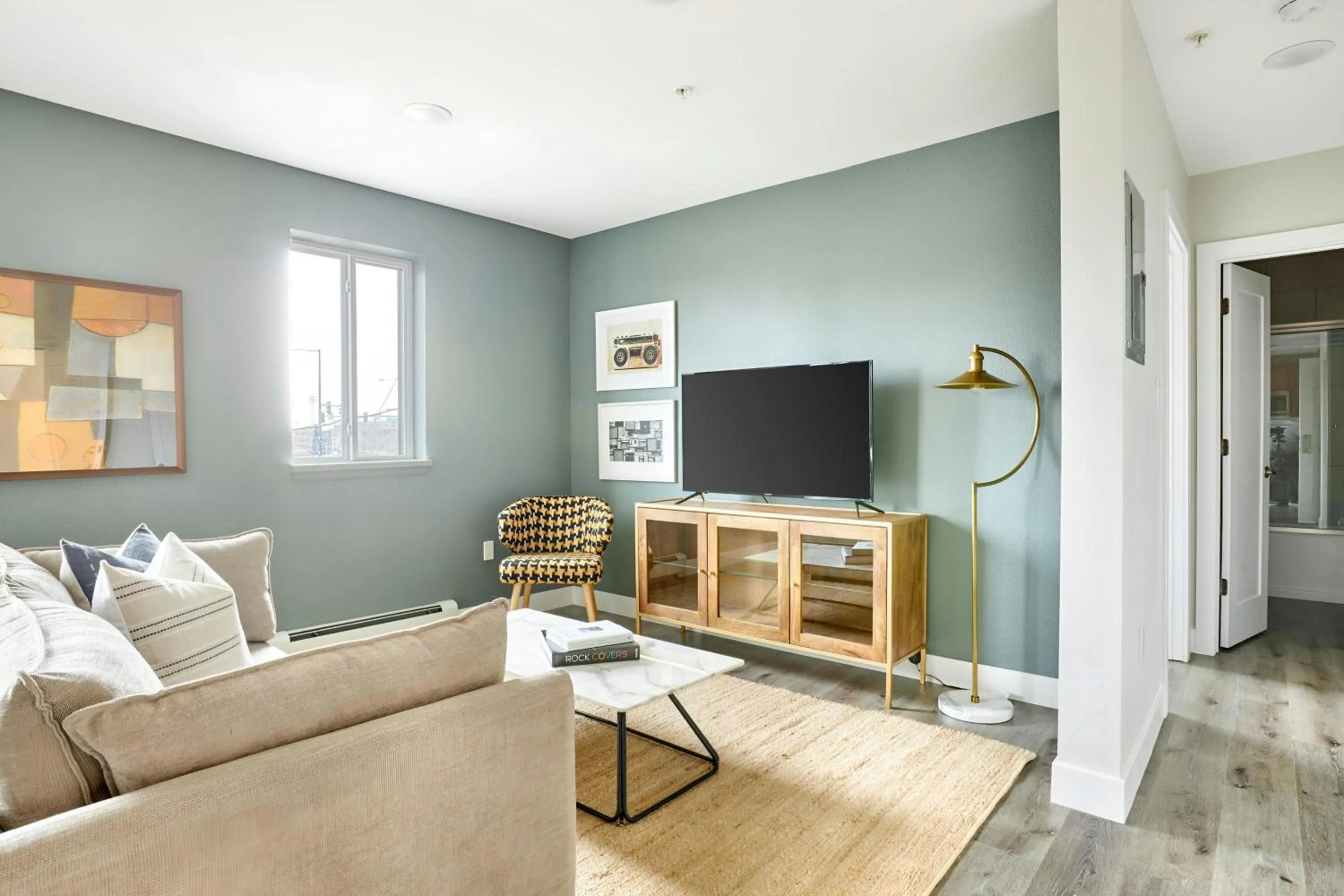 Living room in Sonder by Marriott Bonvoy Osage Apartments LoHi
