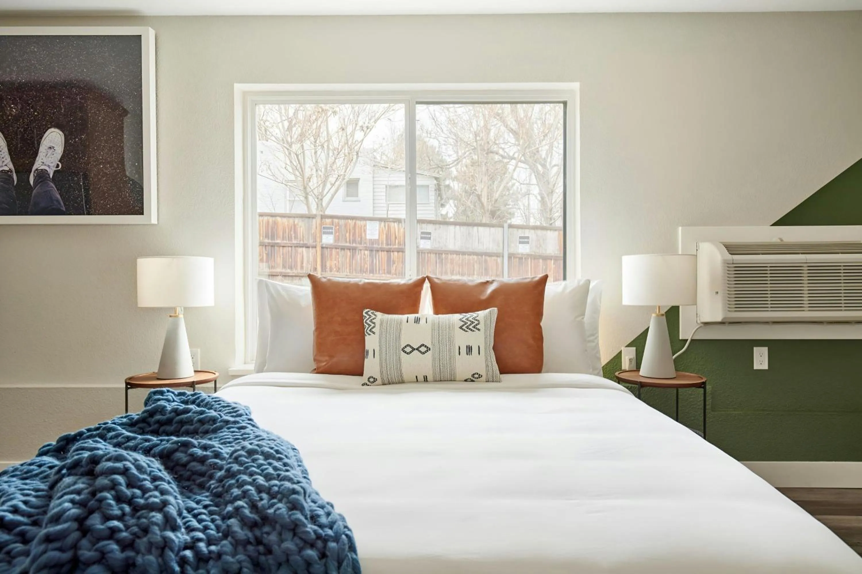 Bedroom, Bed in Sonder by Marriott Bonvoy Osage Apartments LoHi