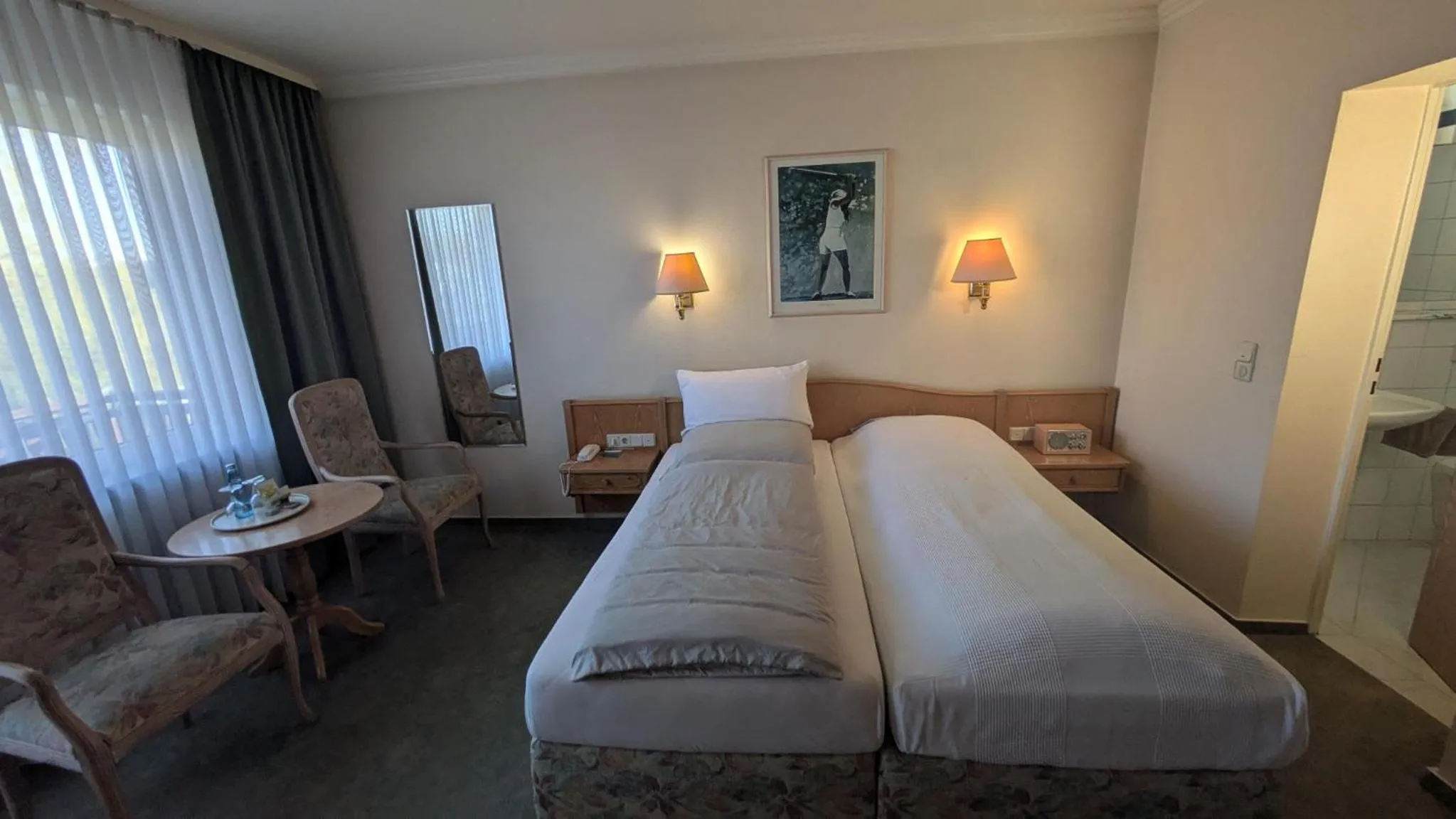 Bed in Landhotel Sonneneck - Breuna im Naturpark