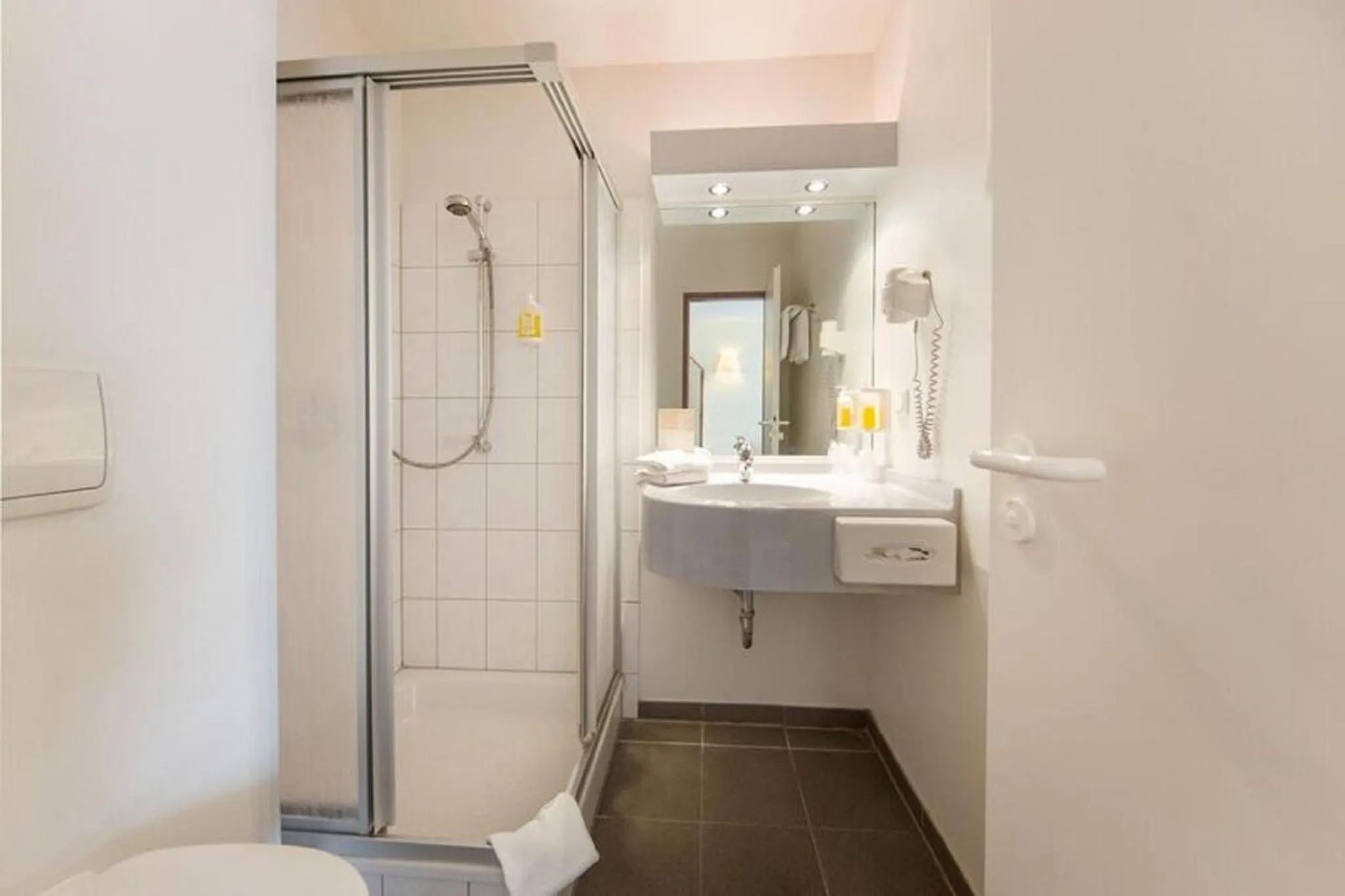 Bathroom in Montana Hotel Senden