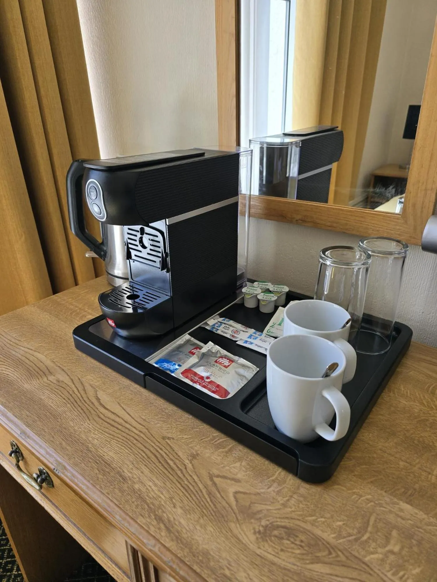 Coffee/tea facilities in Brooklands Lodge