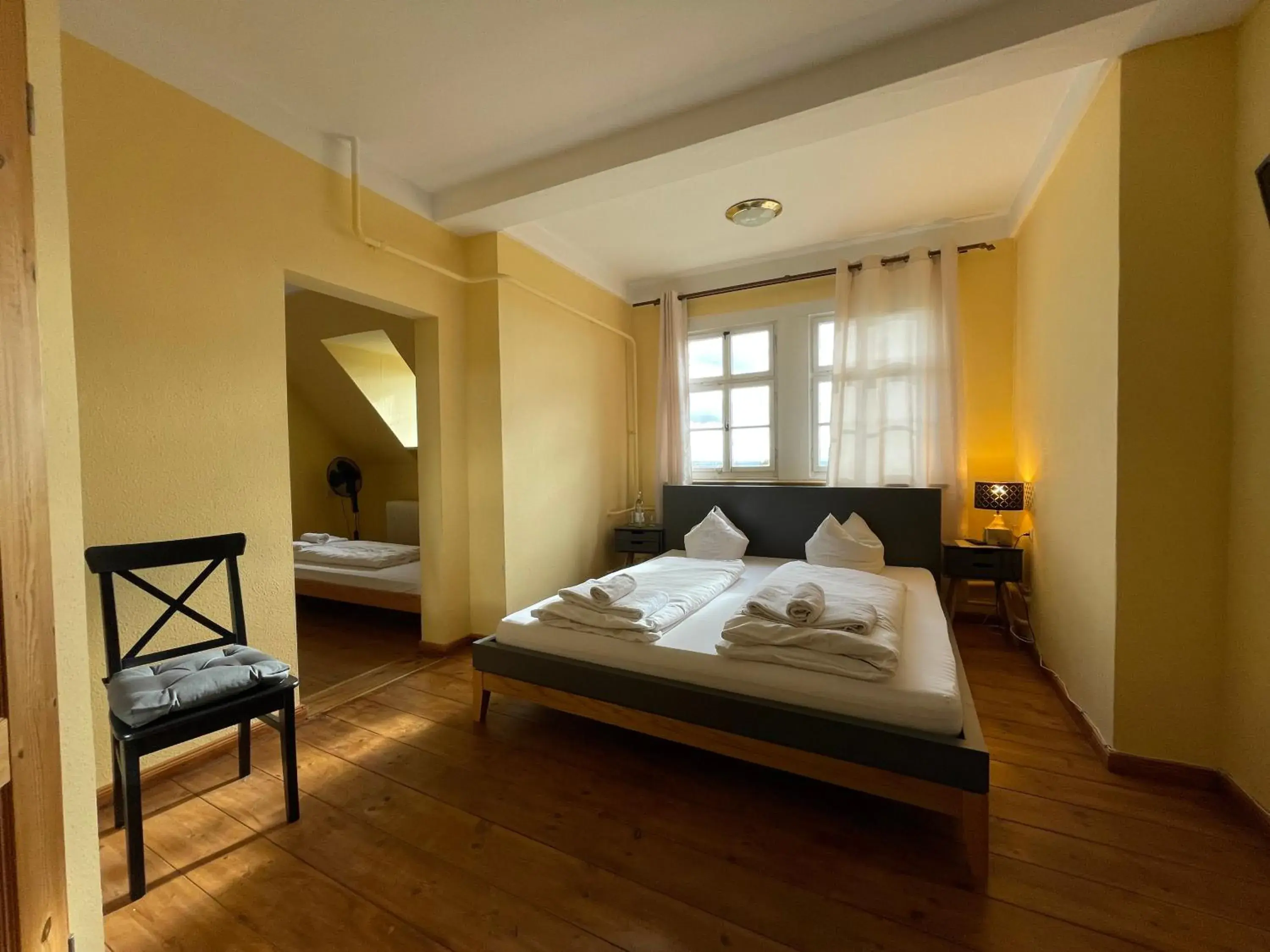 Quadruple Room - single occupancy in Schloss Beichlingen Quadruple Room - single occupancy in Schloss Beichlingen