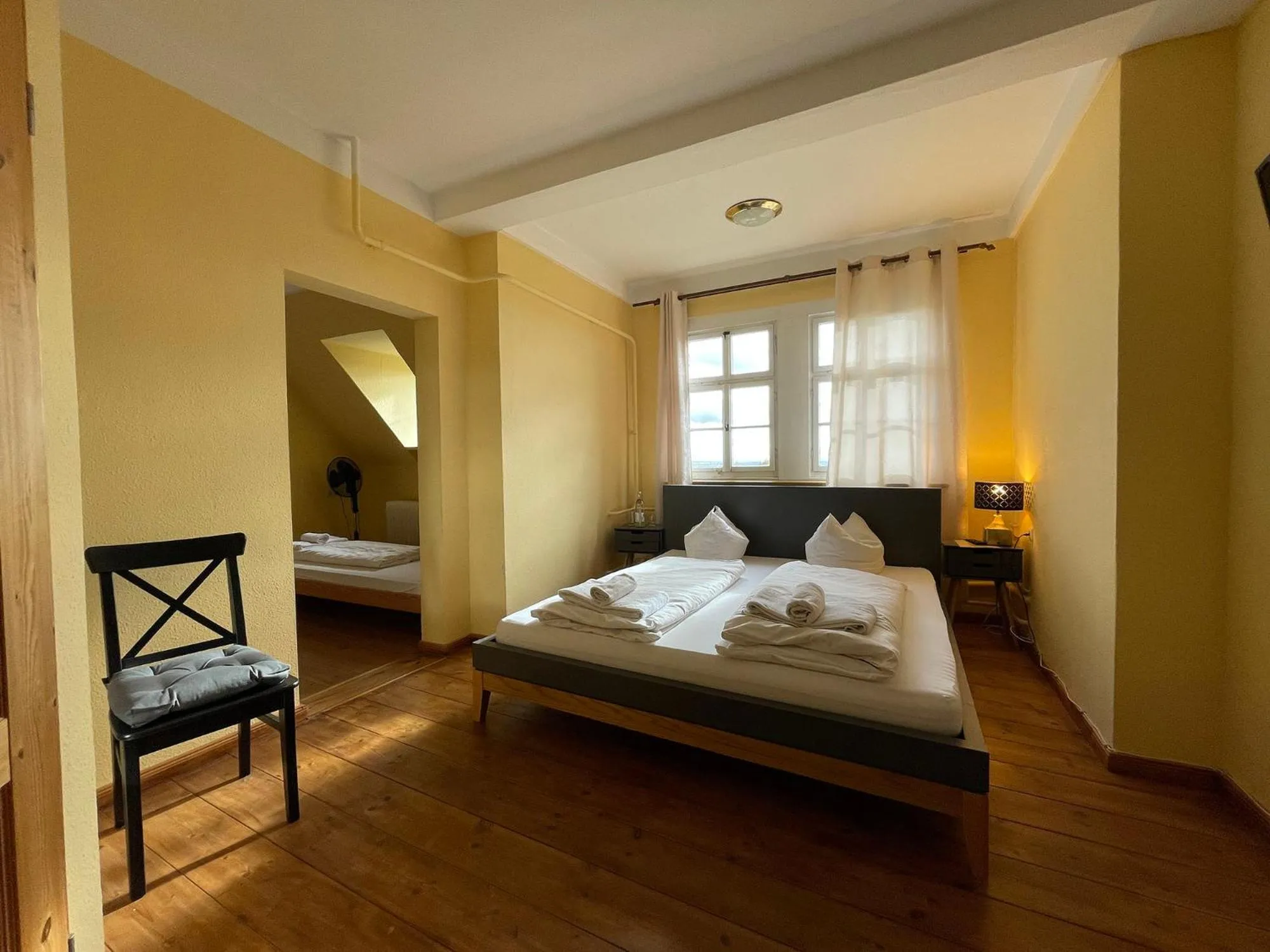 Photo of the whole room, Bed in Schloss Beichlingen