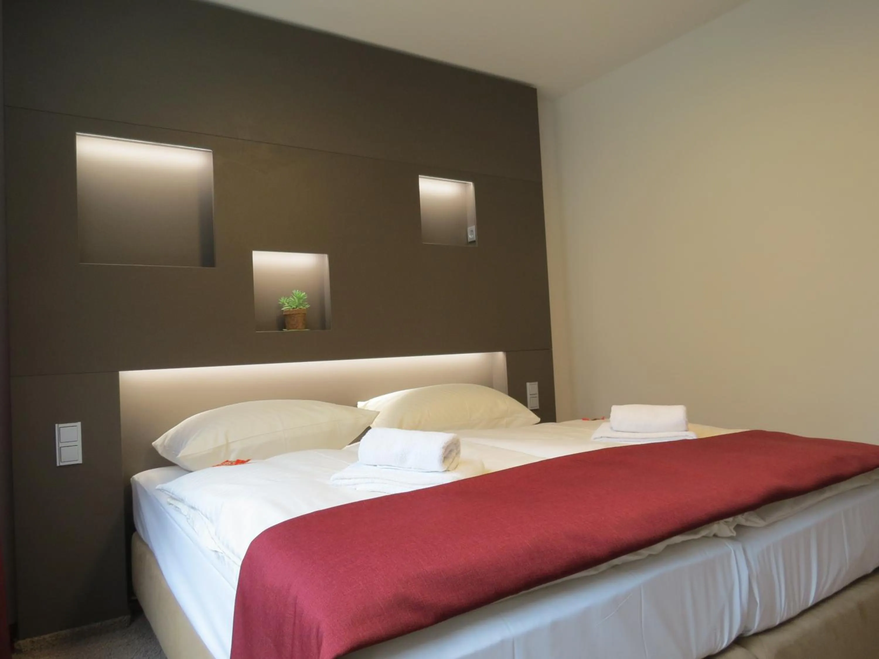 Bed in Hotel Neuthor