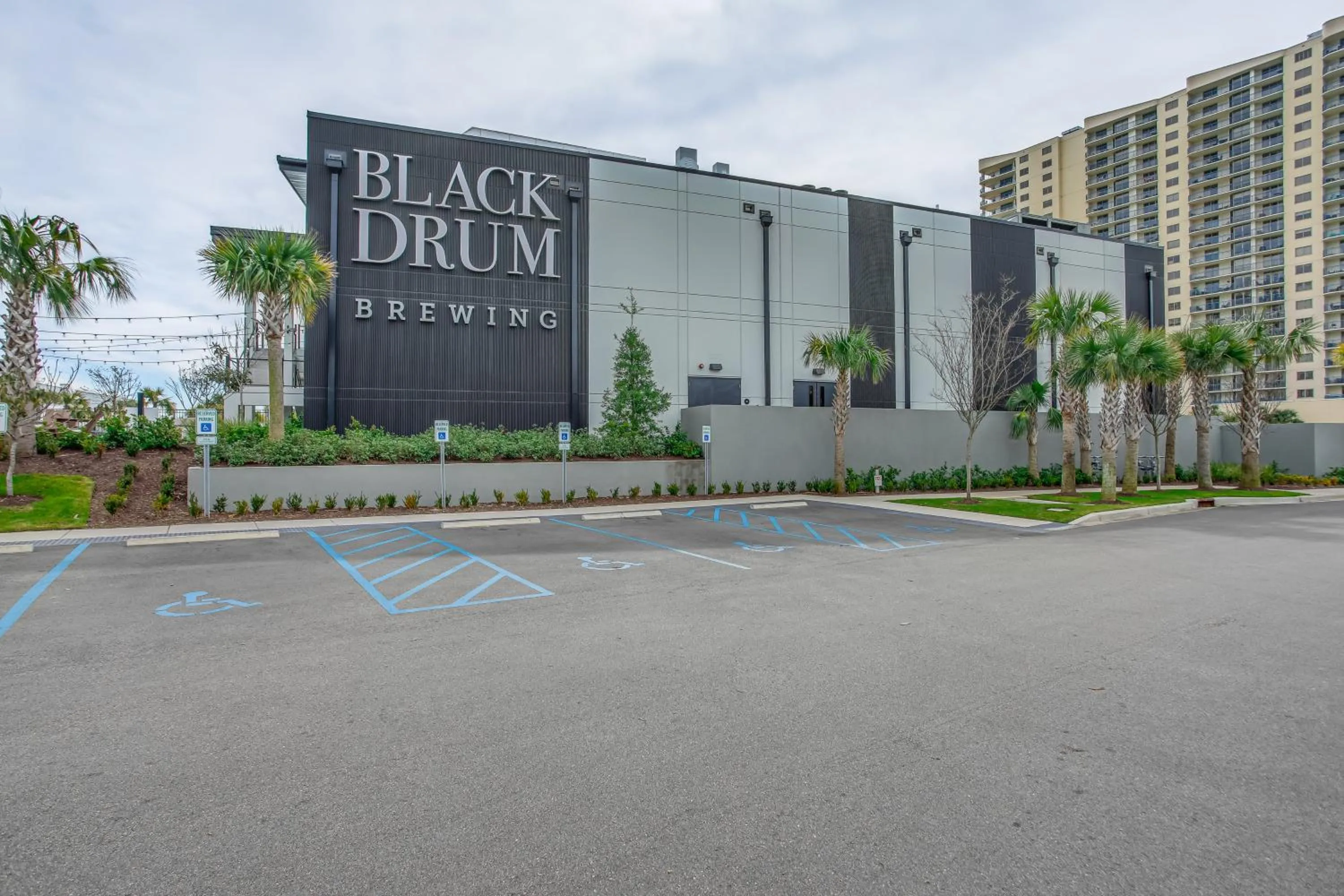 Warm Weather Escape with Pool Access in Myrtle Beach