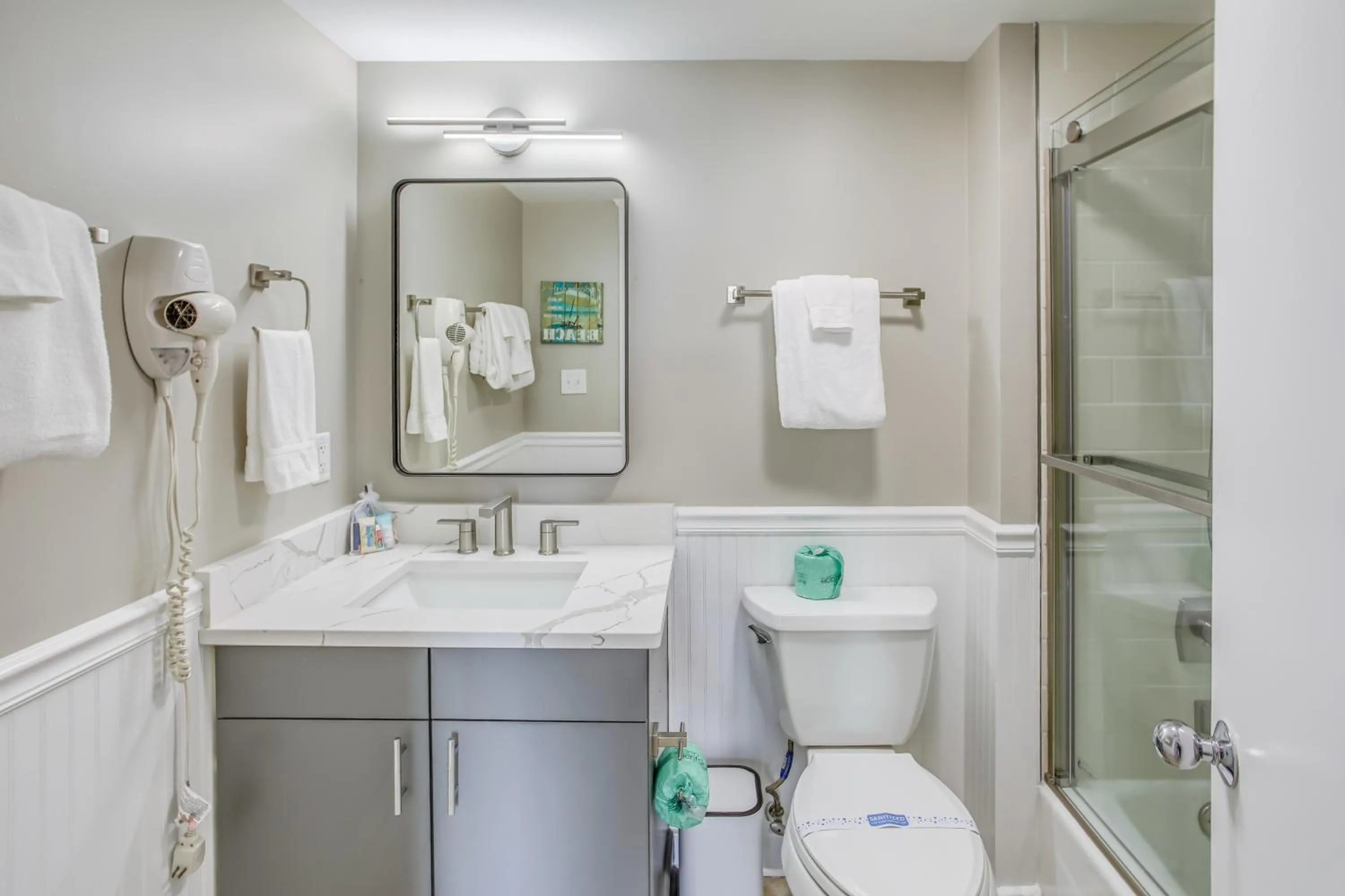 Warm Weather Escape with Pool Access in Myrtle Beach