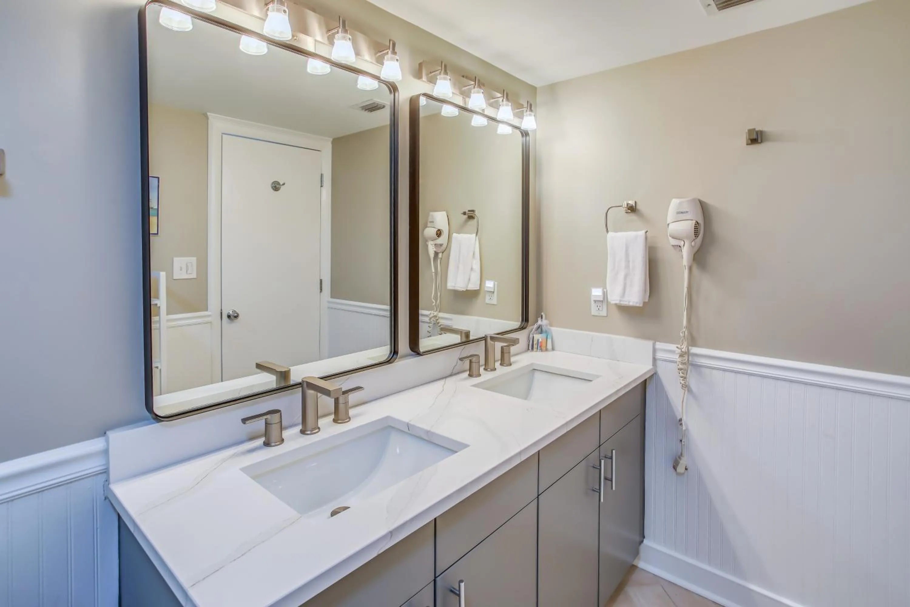 Warm Weather Escape with Pool Access in Myrtle Beach