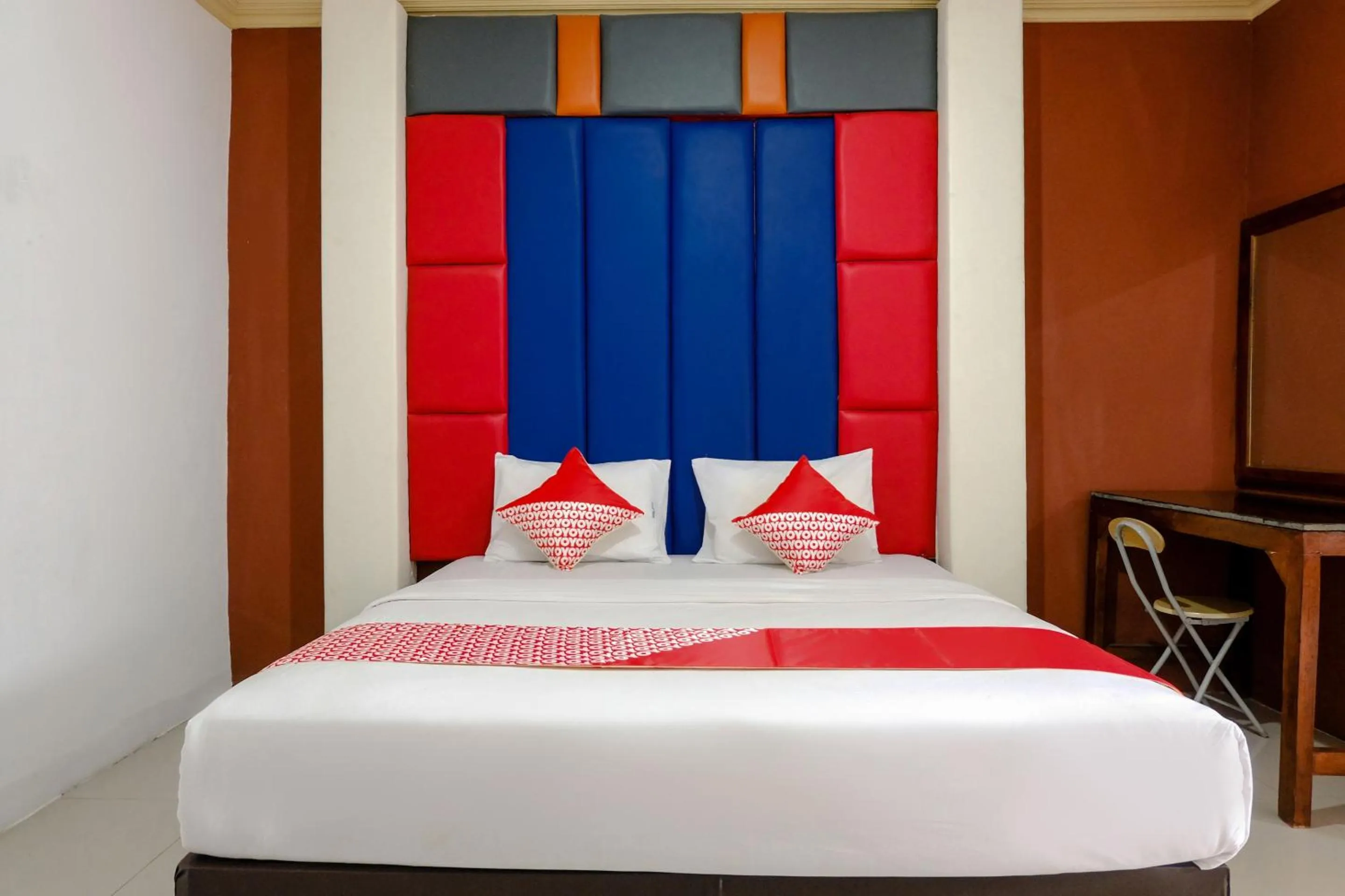 Bedroom, Bed in OYO Life 2966 Hotel Atriaz