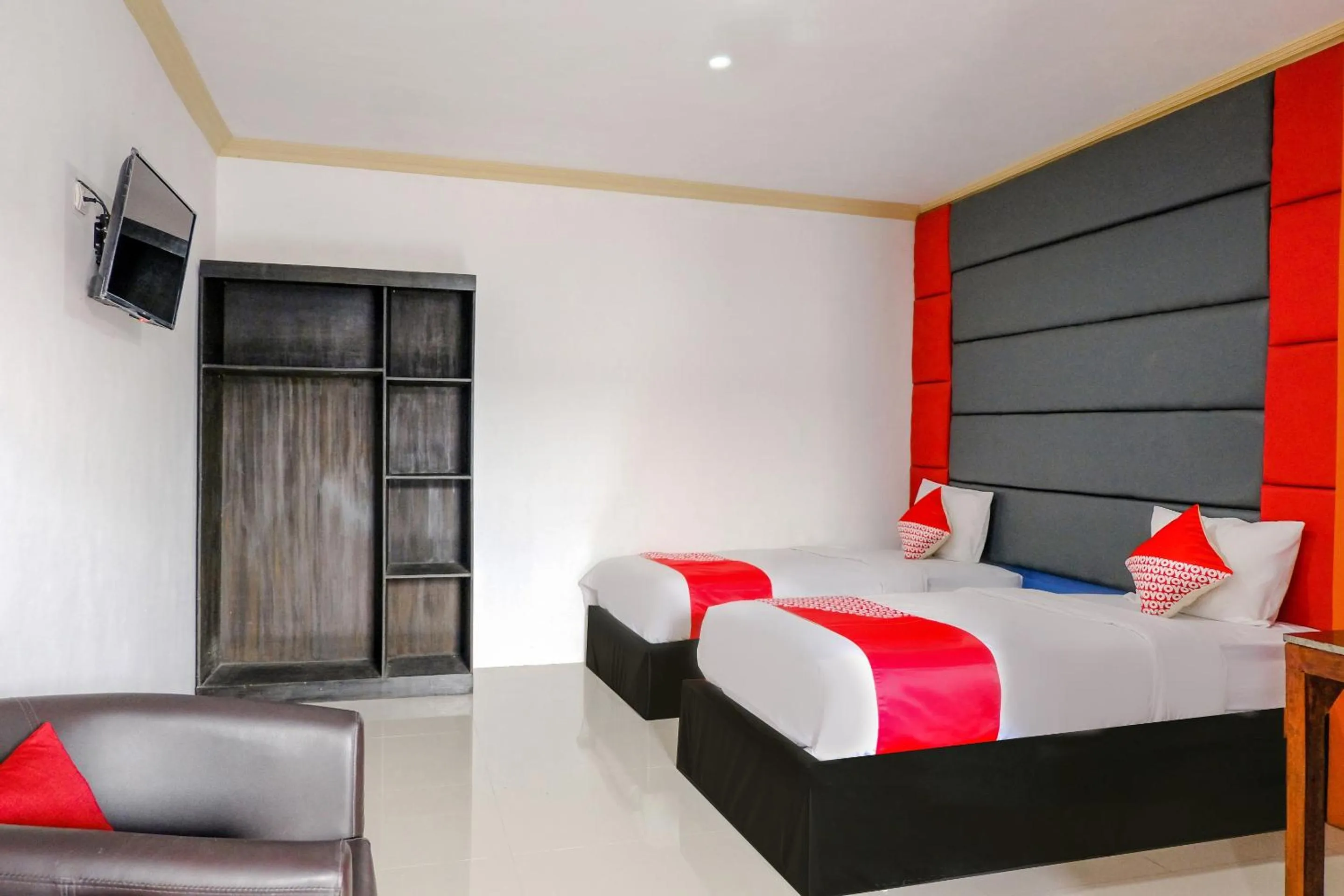 Bedroom, Bed in OYO Life 2966 Hotel Atriaz