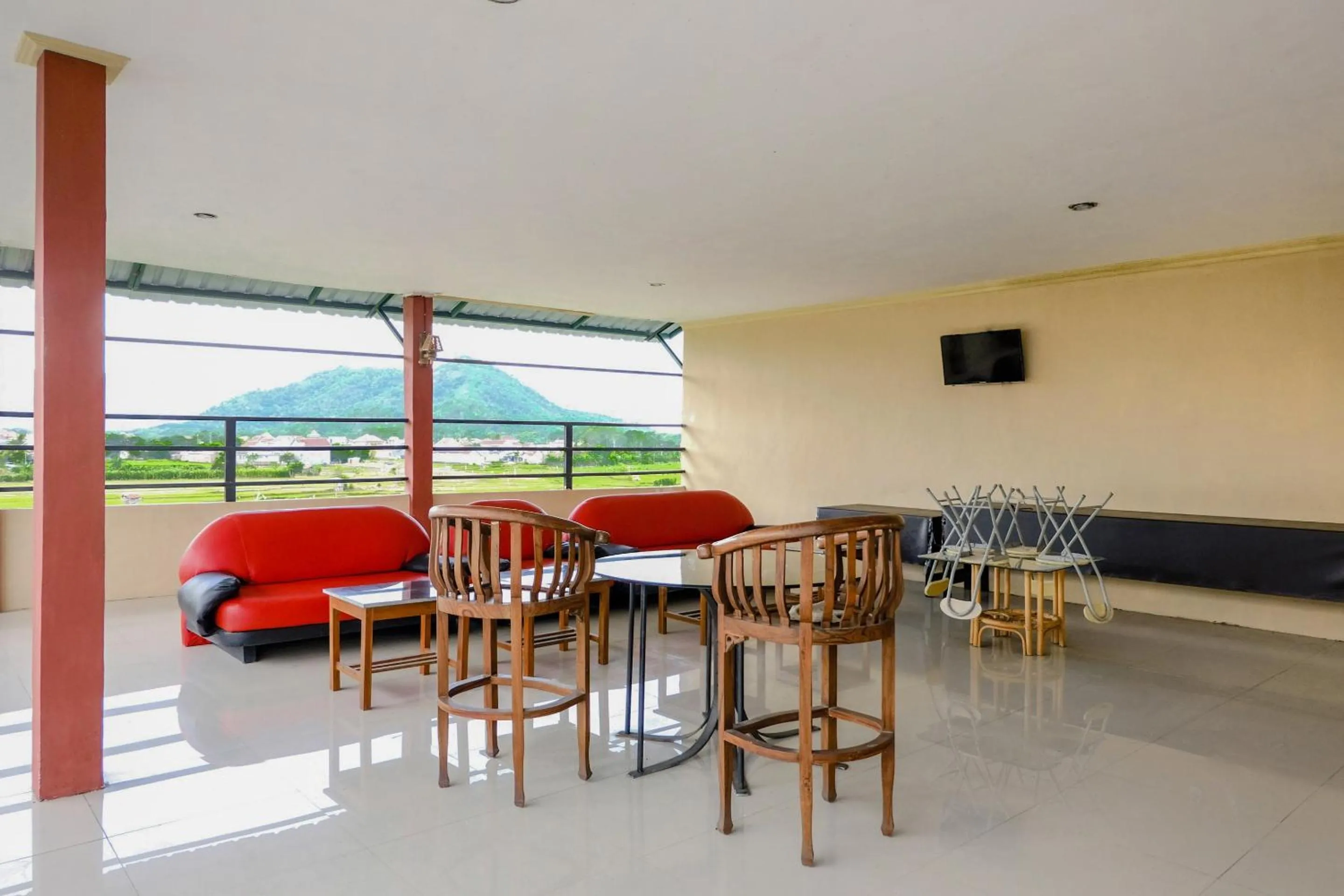 Lobby or reception in OYO Life 2966 Hotel Atriaz