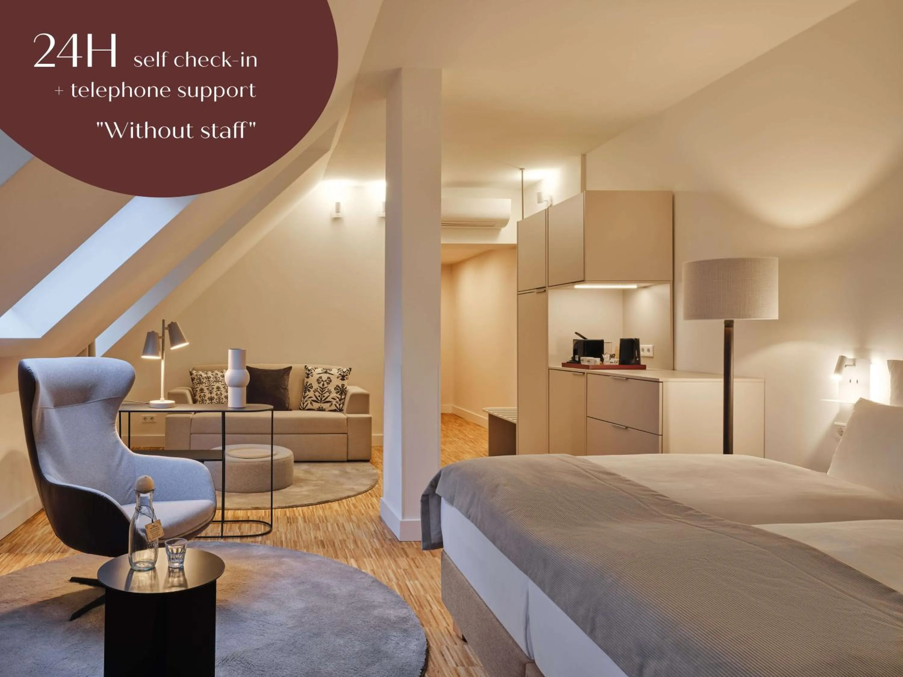 Photo of the whole room, Bed in Classik Hotel Hackescher Markt - Self Check In