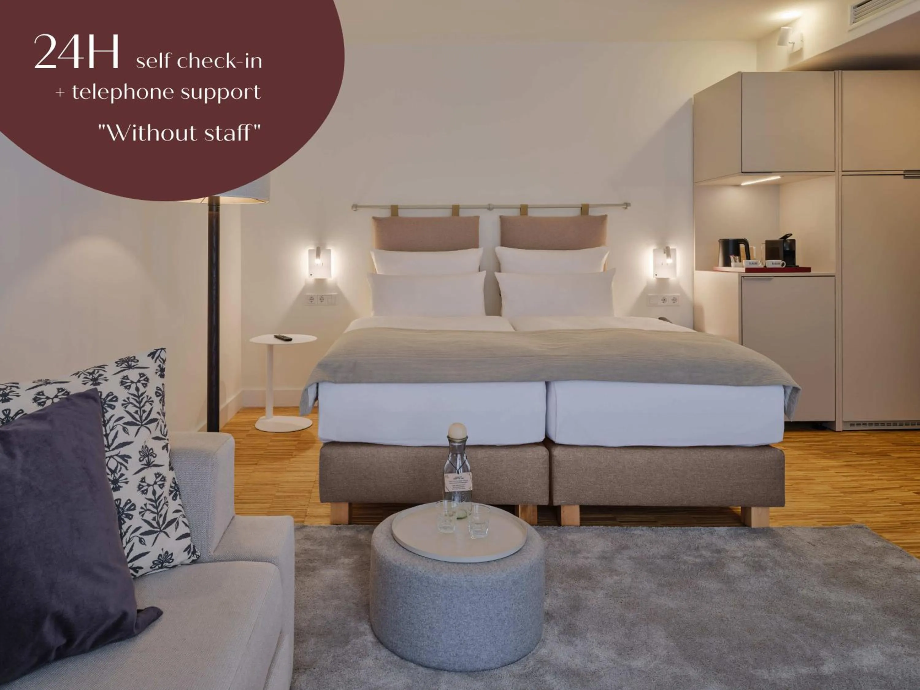 Photo of the whole room, Bed in Classik Hotel Hackescher Markt - Self Check In