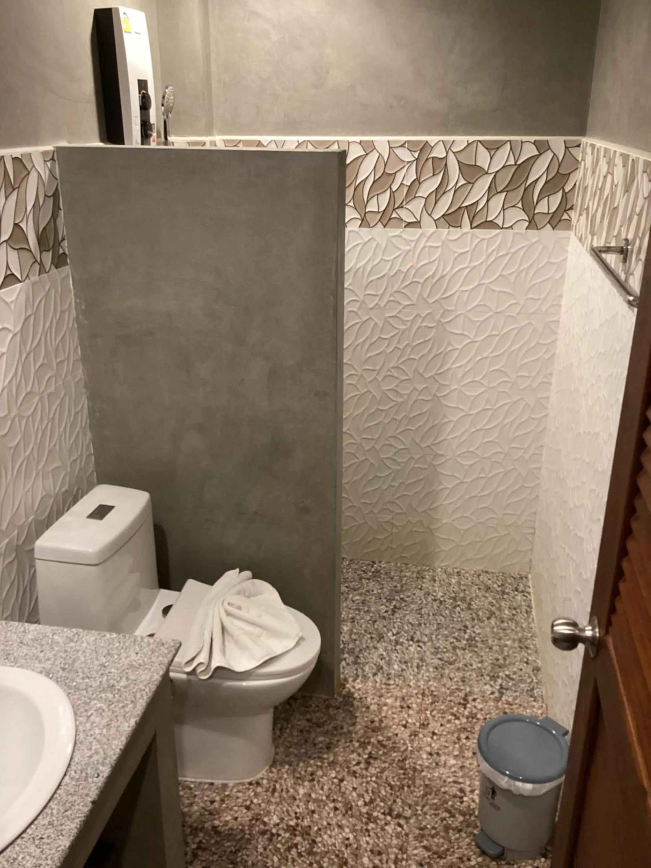 Bathroom in Puak Taem Boutique Hotel