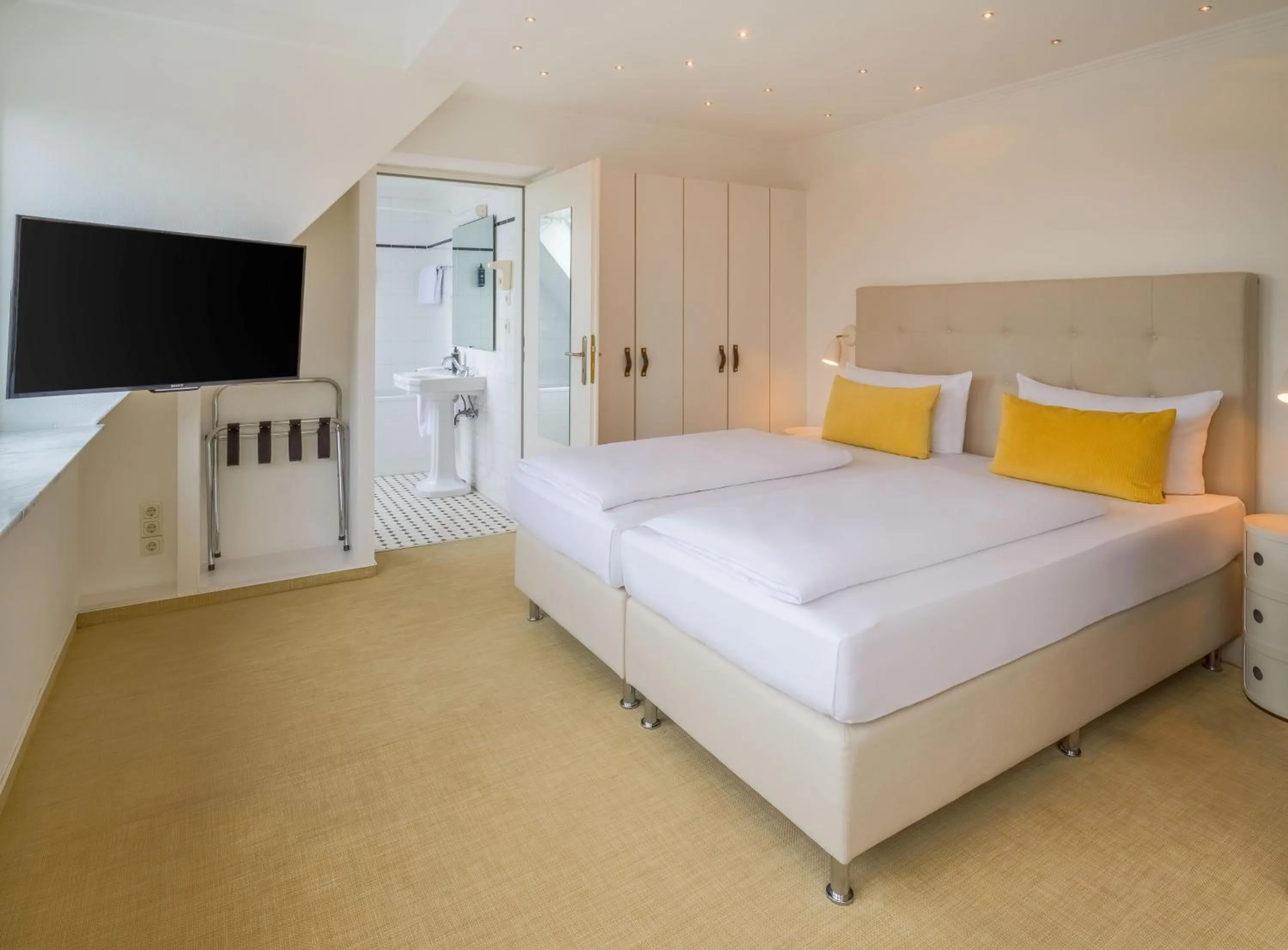 Bed in rugs HOTEL Köln