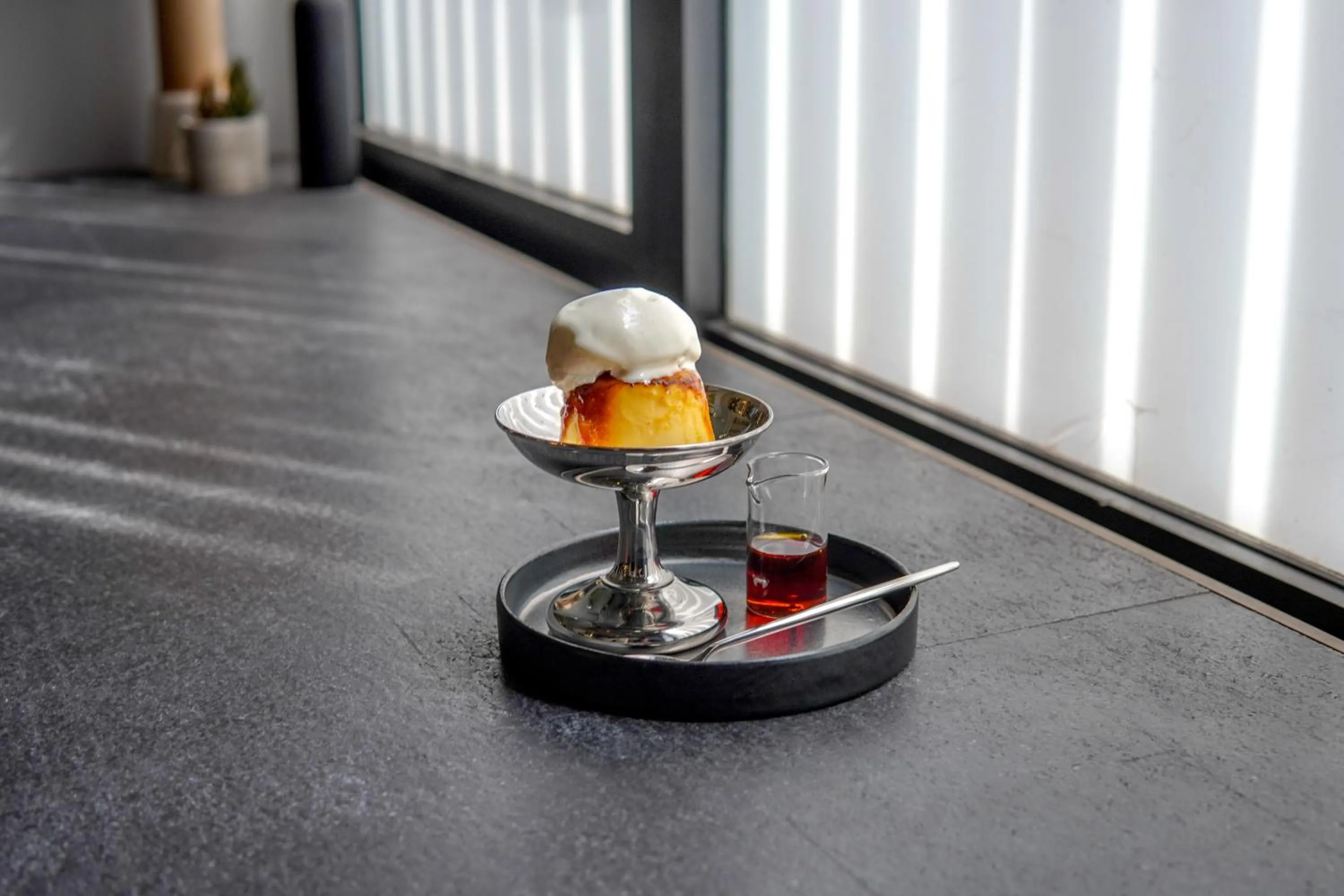 Restaurant/places to eat in BnA WALL