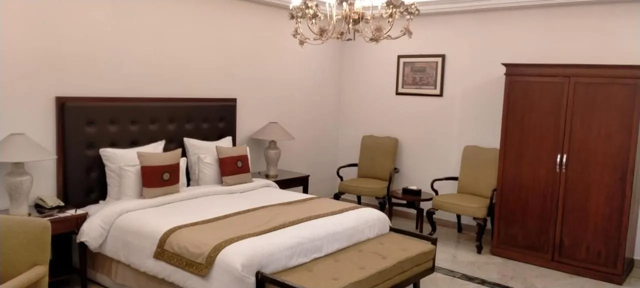 Bed in Etihad Club by Faletti's Hotel